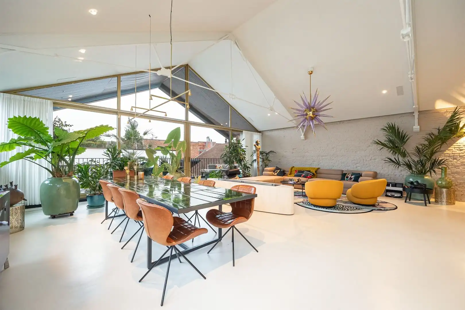 Flamboyant loftleven in industrieel erfgoed foto 2