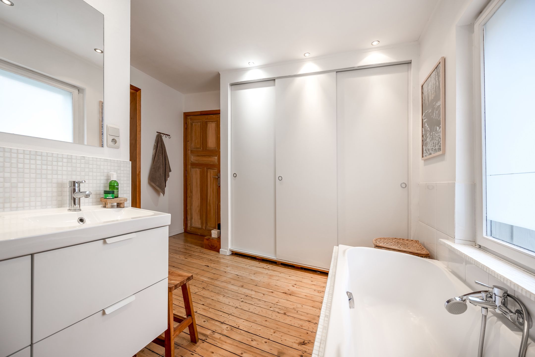 Instapklare charmante burgerwoning in heel leuke buurt !  foto 18