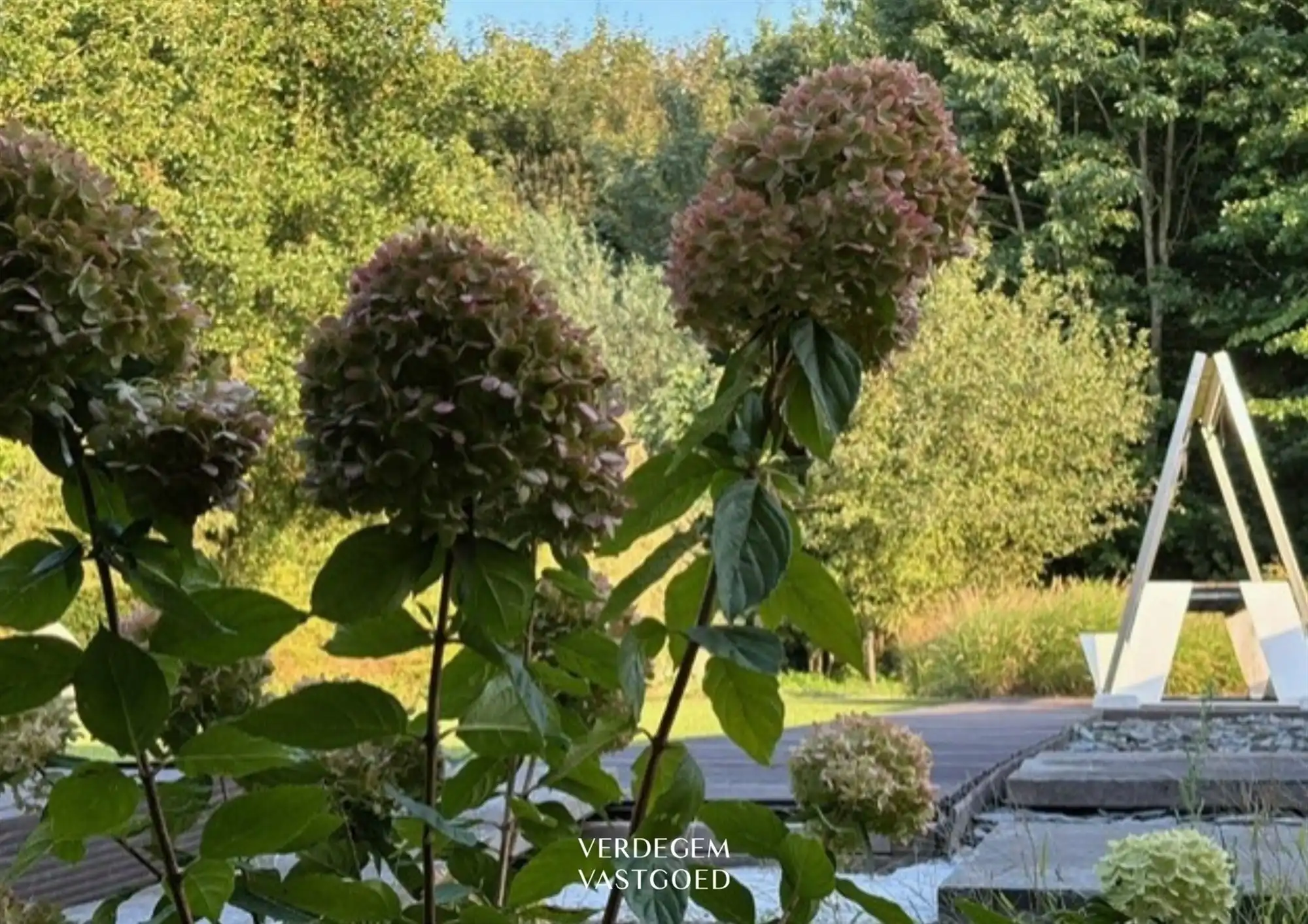 Unieke woon / werkopportuniteit: villa met magazijn van 395m² op toplocatie - prijs op aanvraag foto 23