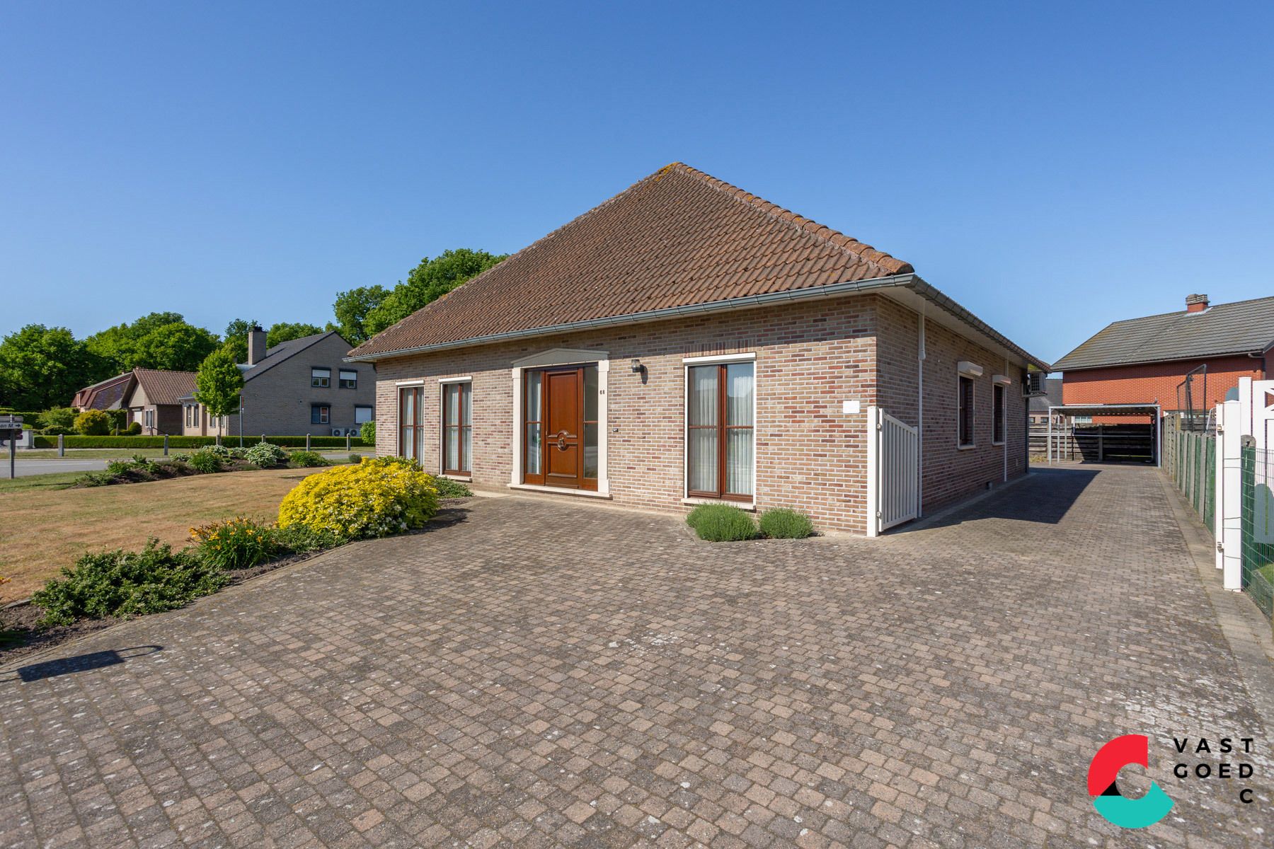 ()=>{if(producerUpdateValueVersion(node),producerAccessed(node),node.value===ERRORED)throw node.error;return node.value} Bosschelweg 68 - 3950 Bocholt
