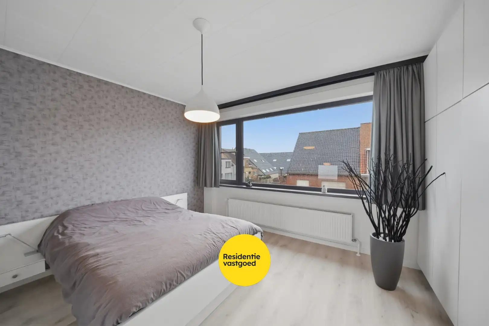 Ruime bel-étage woning met tuin en garage op rustige ligging te Bredene foto 15