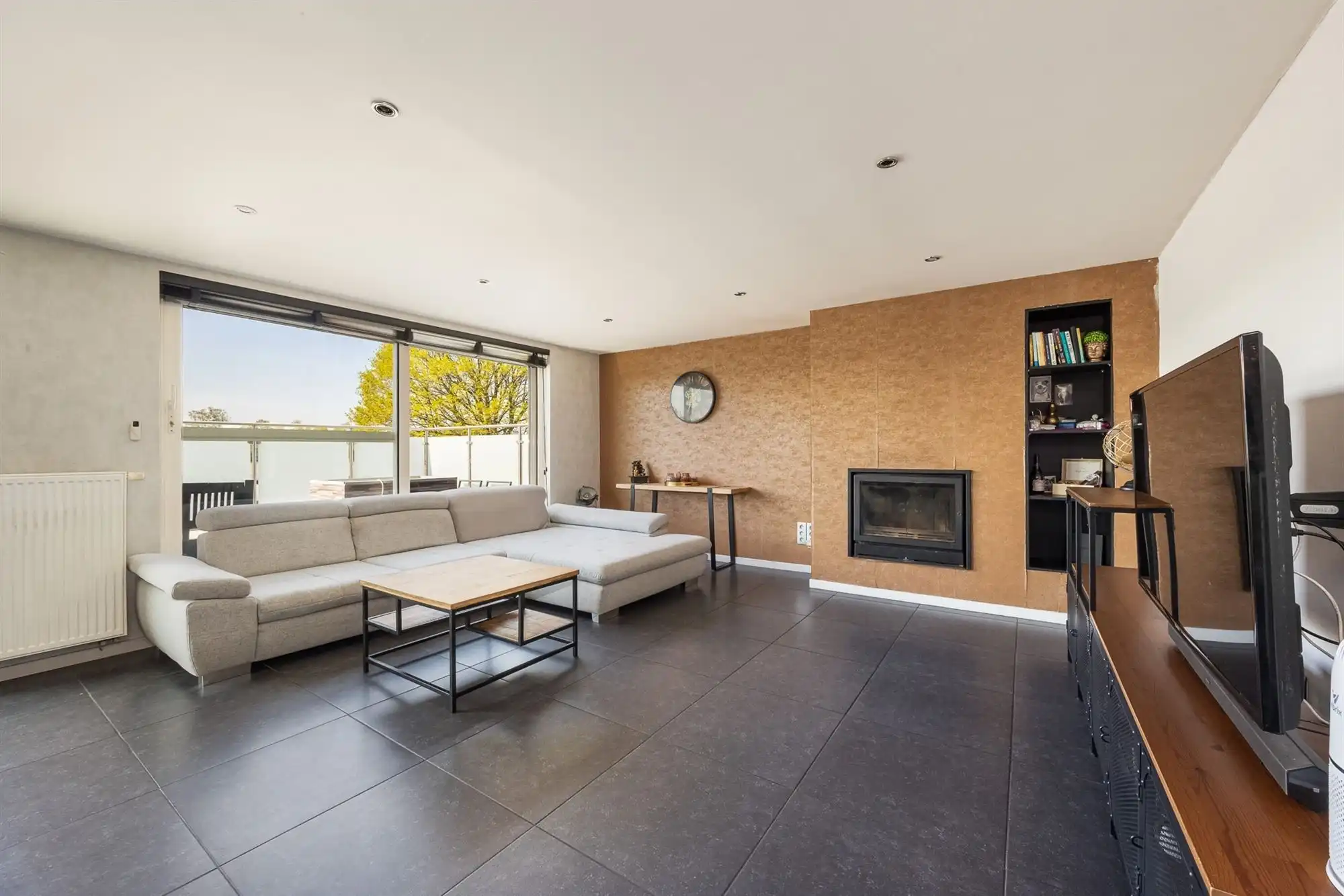 Bijzonder ruim duplexappartement met zonnig terras foto 4