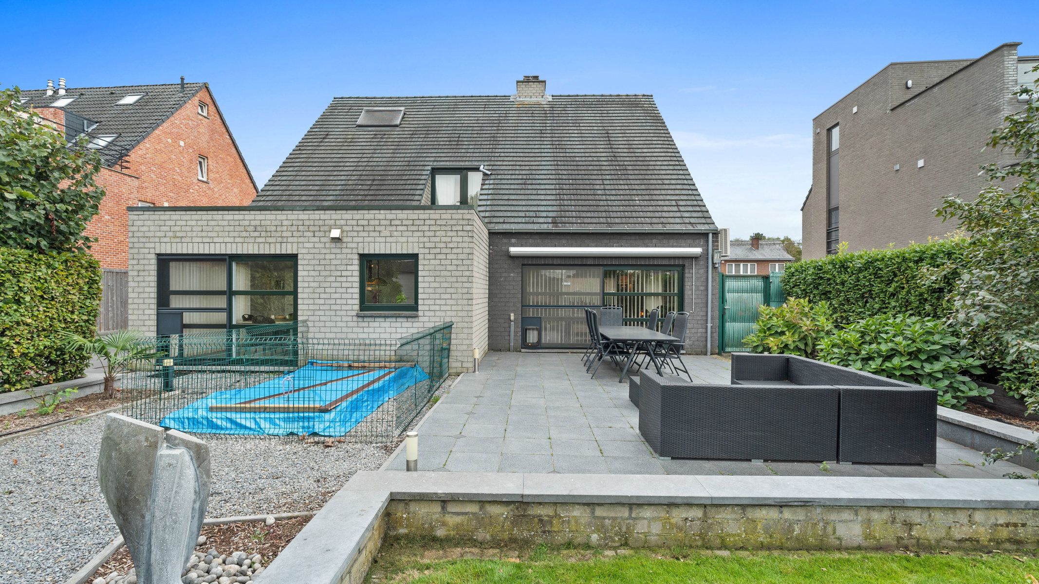 Ruime gezinswoning met handelsruimte gelegen in Mol-Ginderbuiten. foto 25