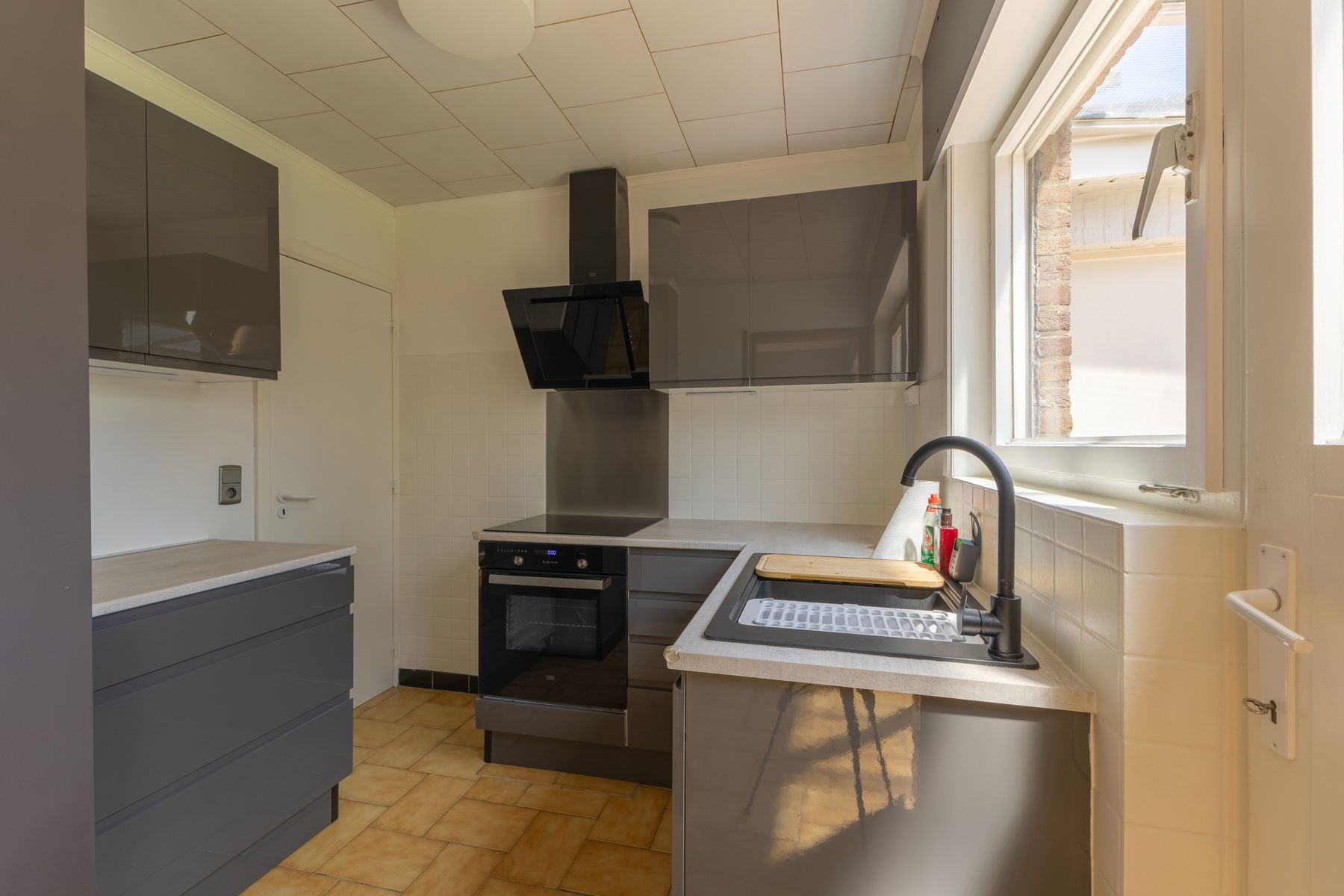 Rustig gelegen woning met 3 slaapkamers en tuin foto 7