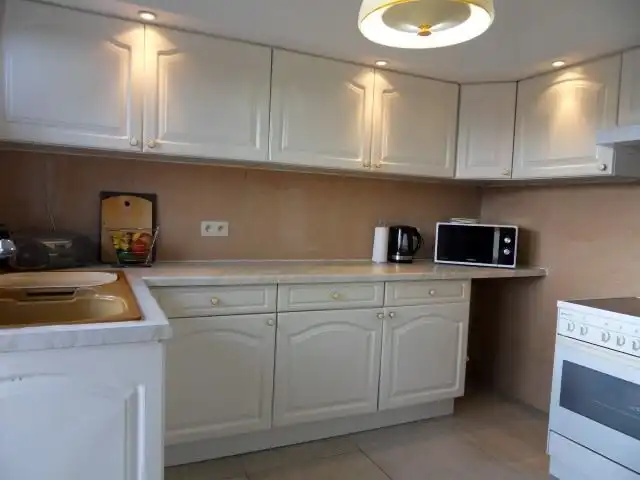 In centrum gelegen APPARTEMENT met 2 slaapkamers, mooie living, ruime kelder foto 20
