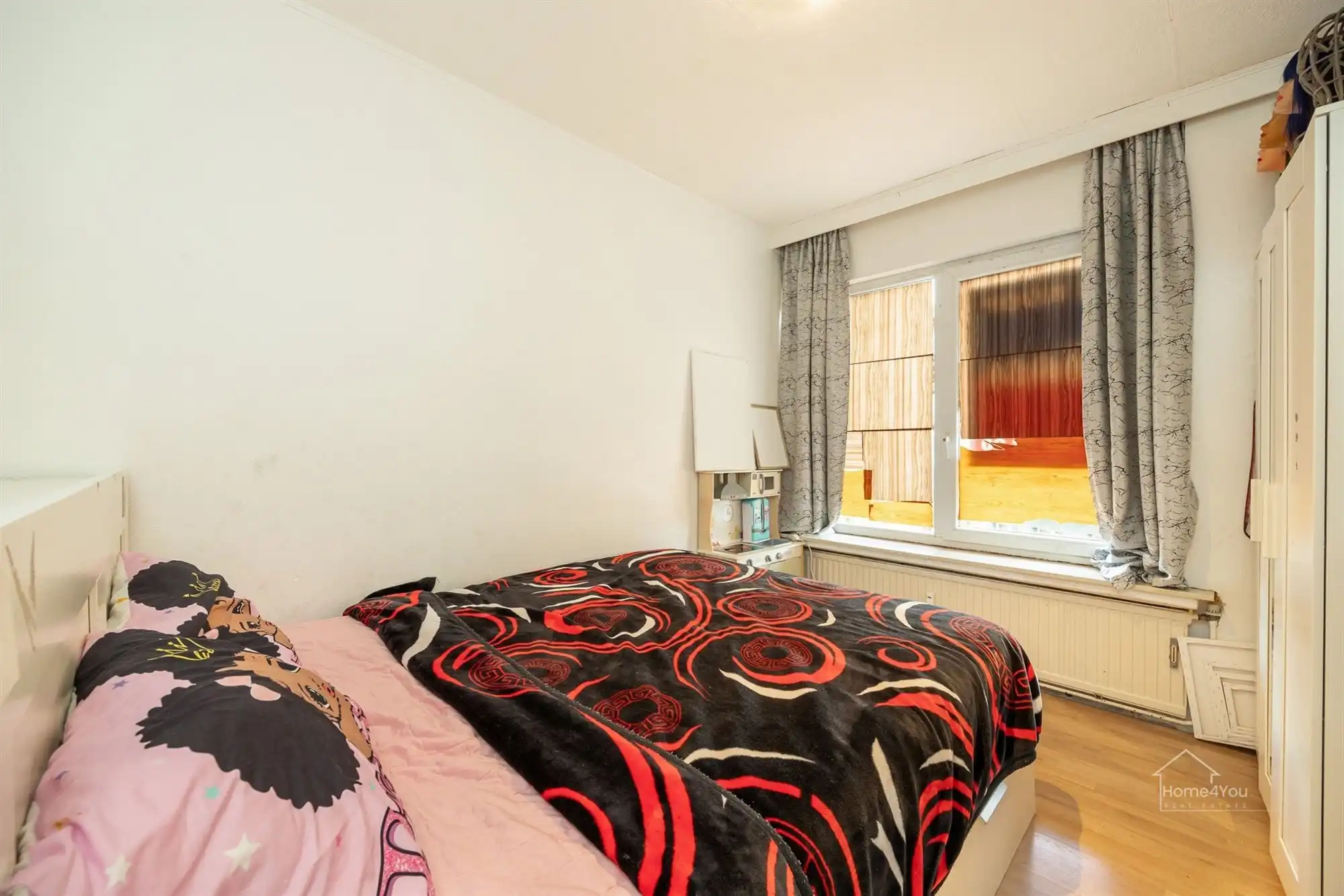 Lichtrijk hoekappartement met 3 slpk en terras in Borgerhout! foto 9