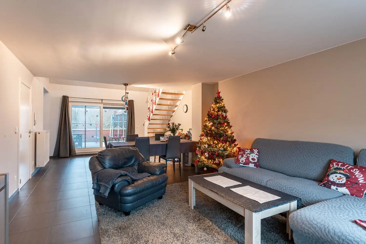 Opbrengsteigendom met 2 verhuurde appartementen in rustige omgeving te Sint-Truiden foto 5