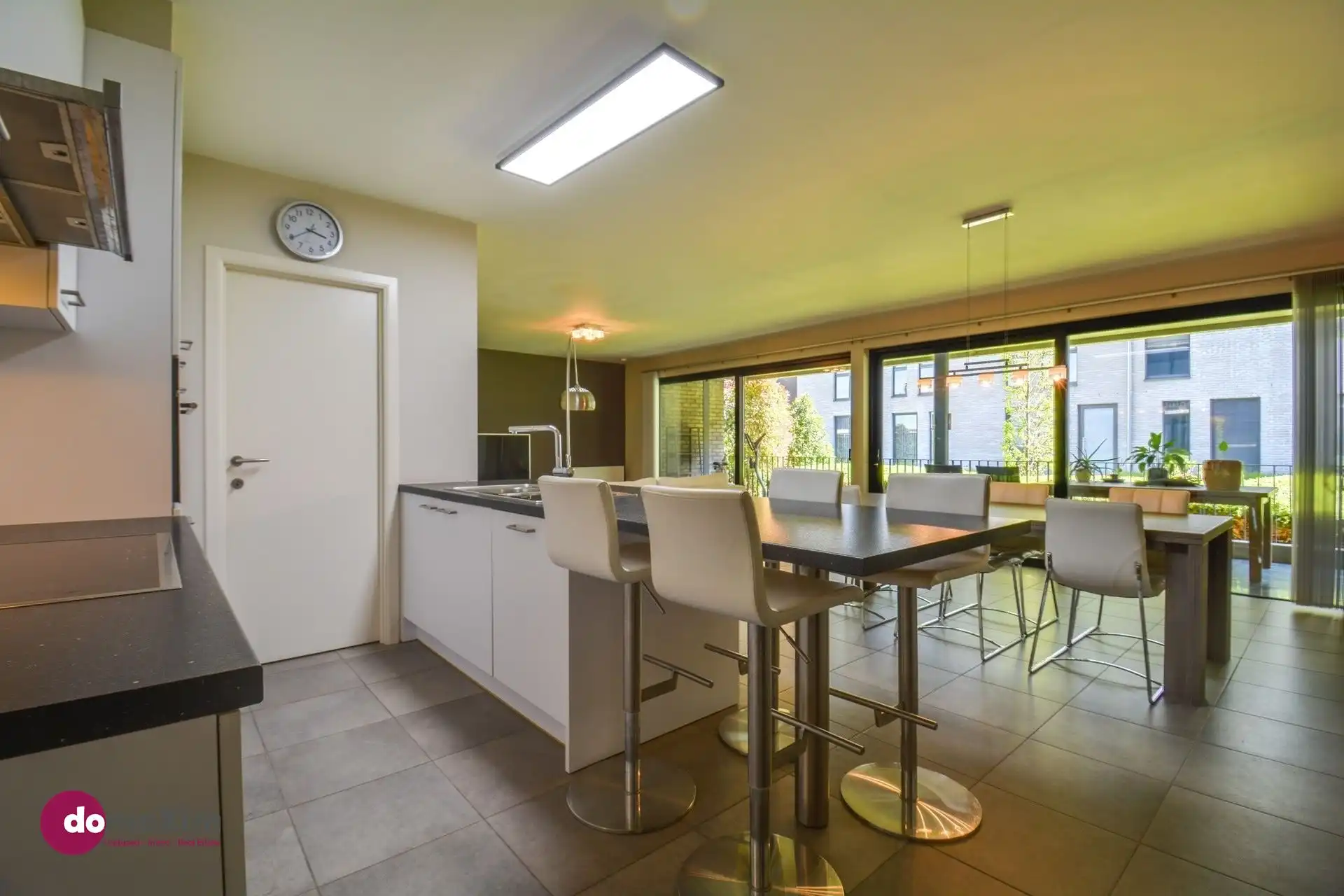 Ruim gelijkvloers appartement met 2 slaapkamer in Halen foto 3