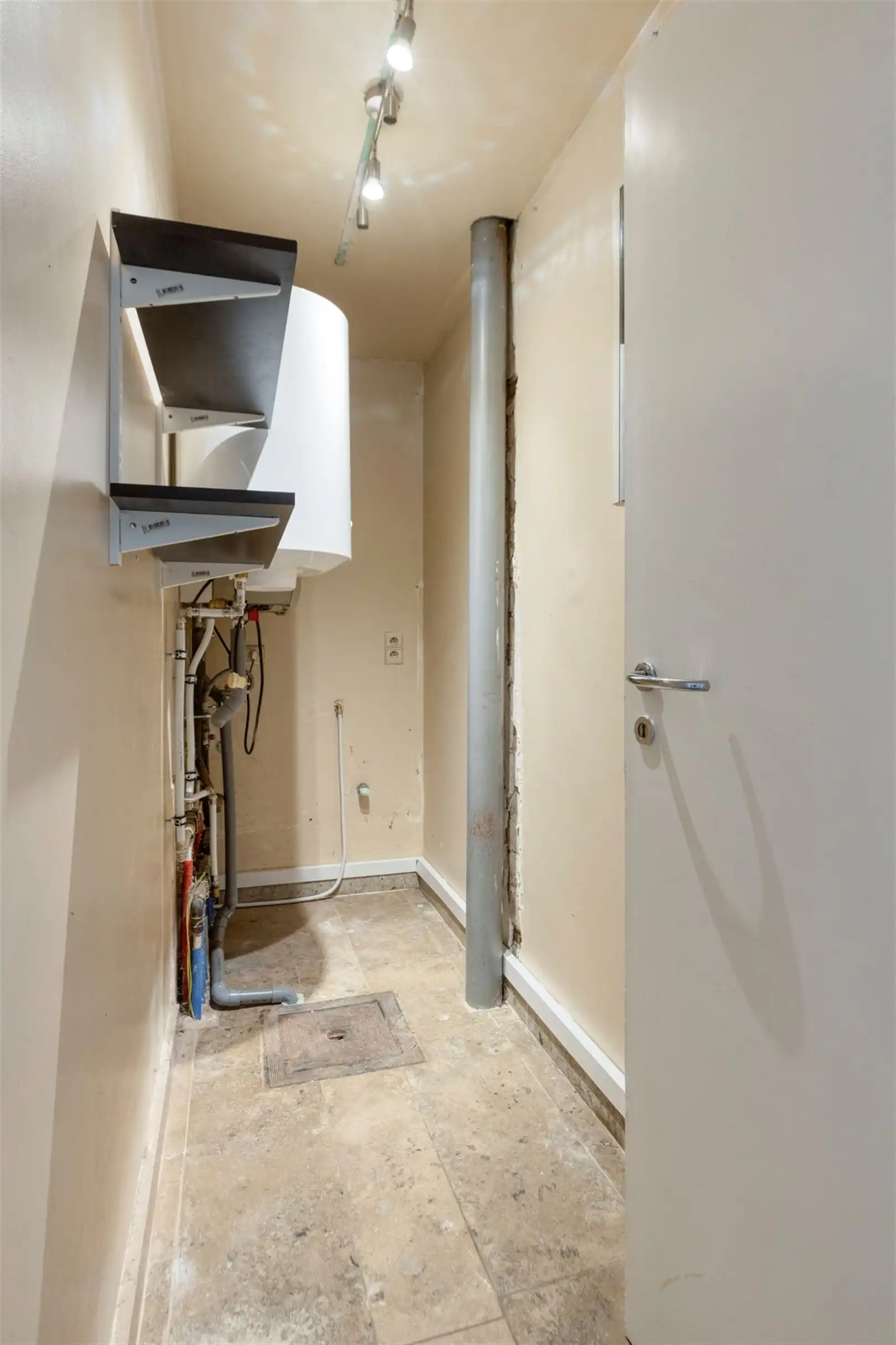 TE KOOP: Gelijkvloers 1-slaapkamer appartement te Hasselt! foto 10