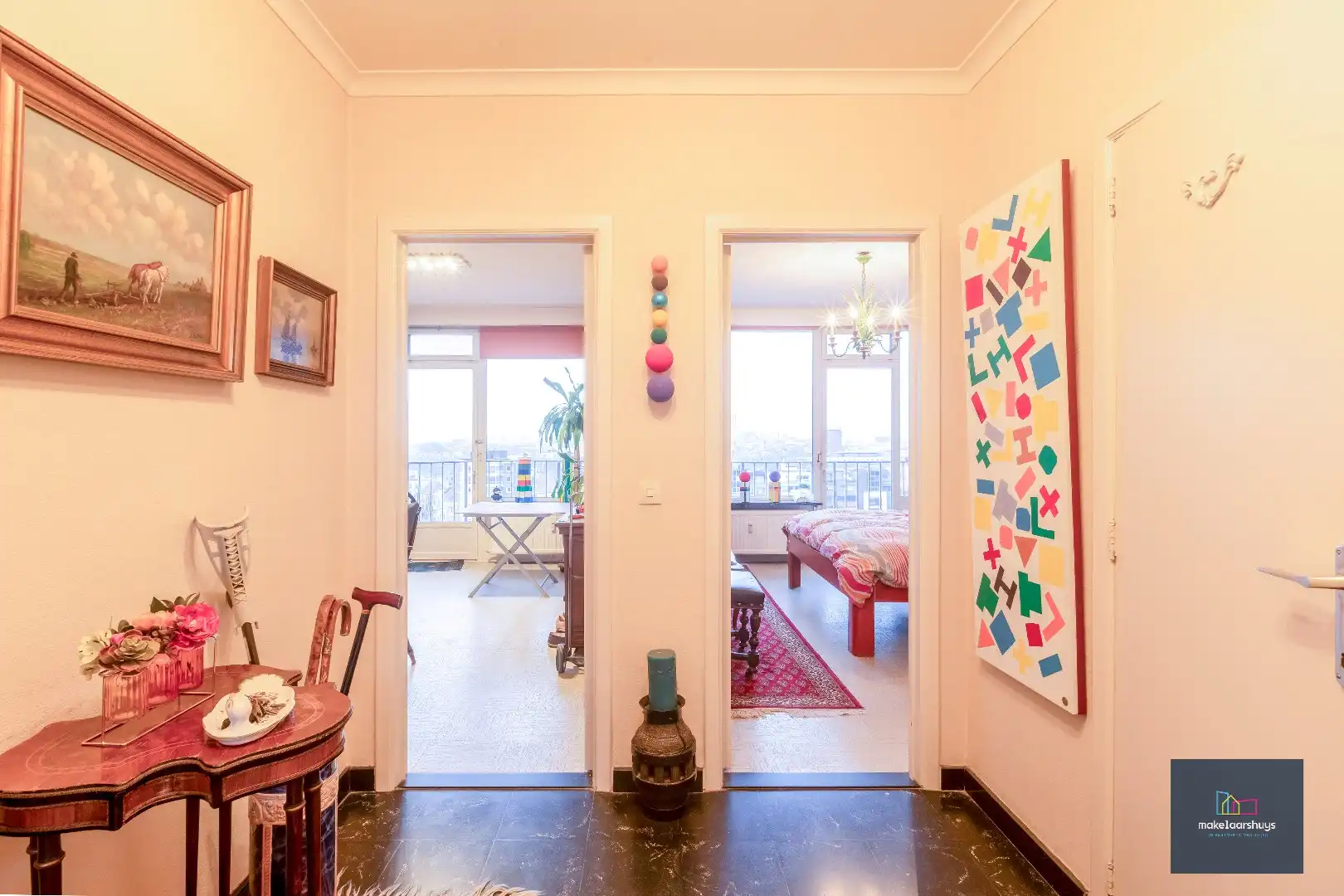 Ruim 2 slaapkamerappartement met garagebox nabij de Blaarmeersen foto 5