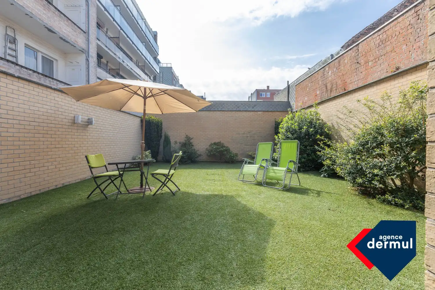 RESIDENTIE DENALI foto {{pictureIndex}}