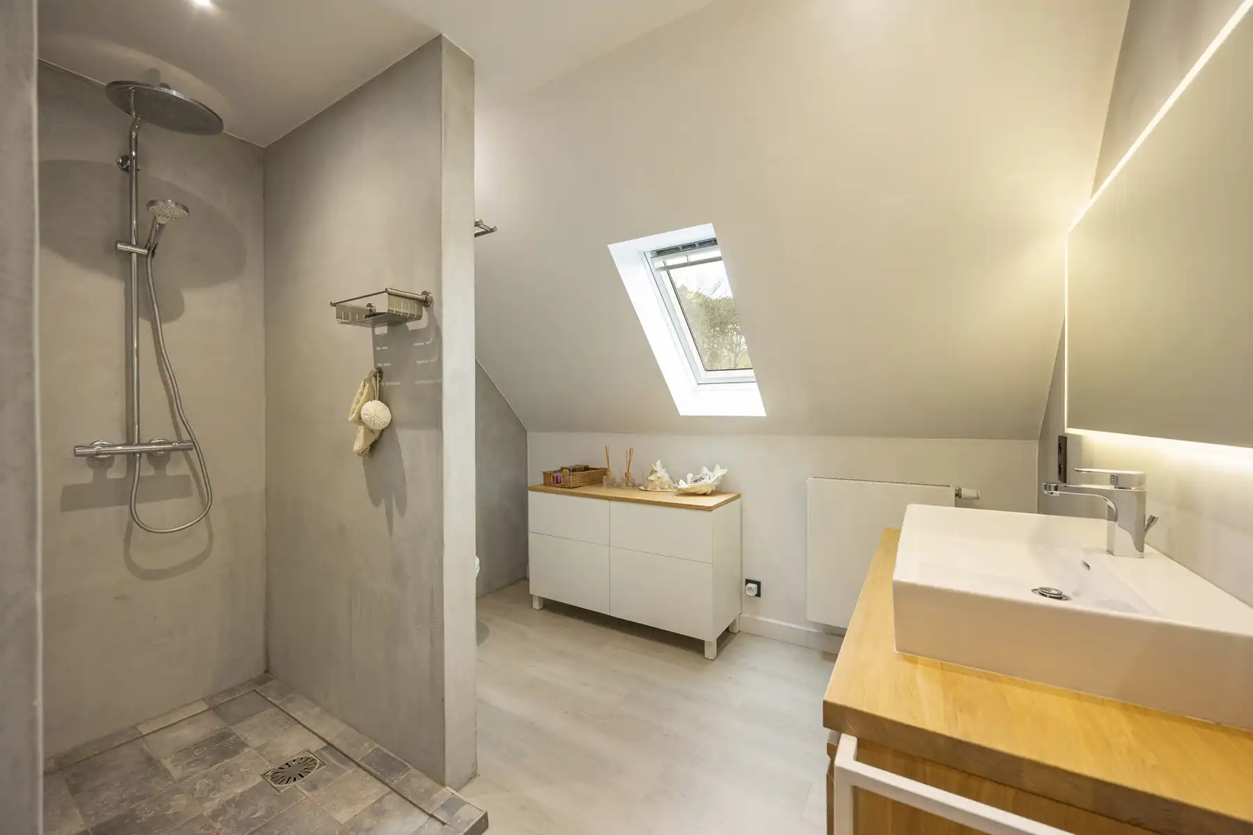 Instapklare woning gelegen in een doodlopende straat foto 10