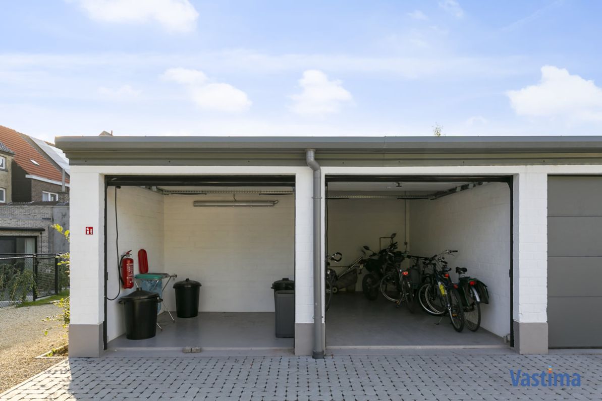 Nieuwbouwappartement met 2 slaapkamers, terras, lift en garage foto 19