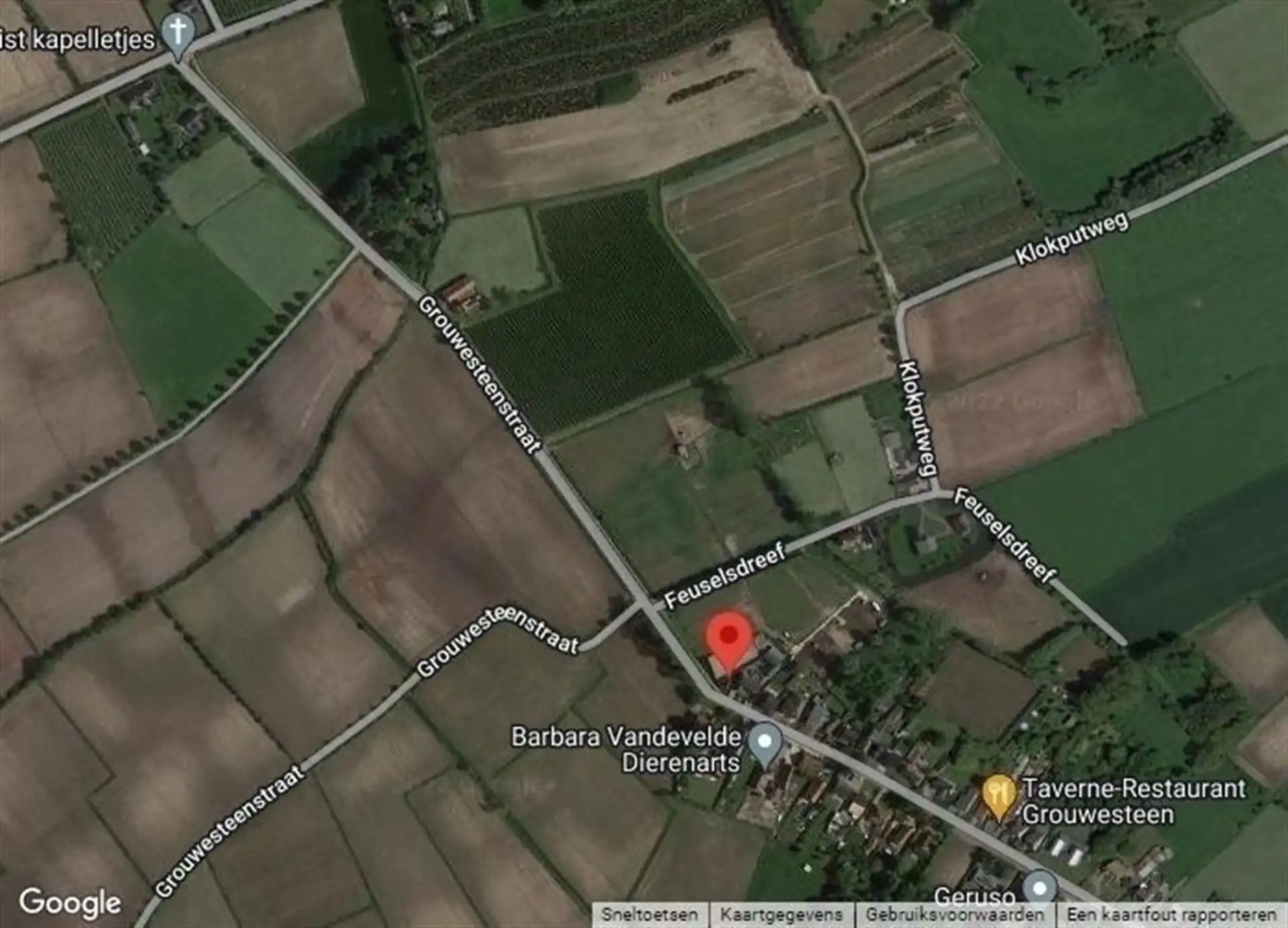 Hoogwaardig afgewerkte pastorijwoning met 6 paardenstallen  op 2563m² (optie extra grond) foto 35