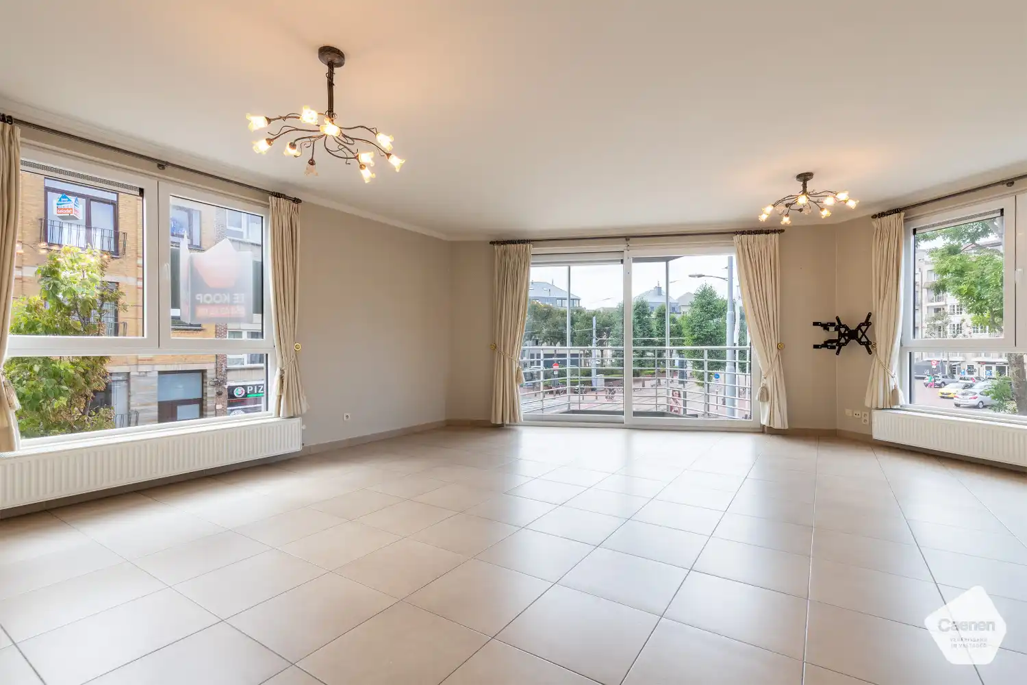 Instapklare appartement met twee slaapkamers aan de grote markt foto 2