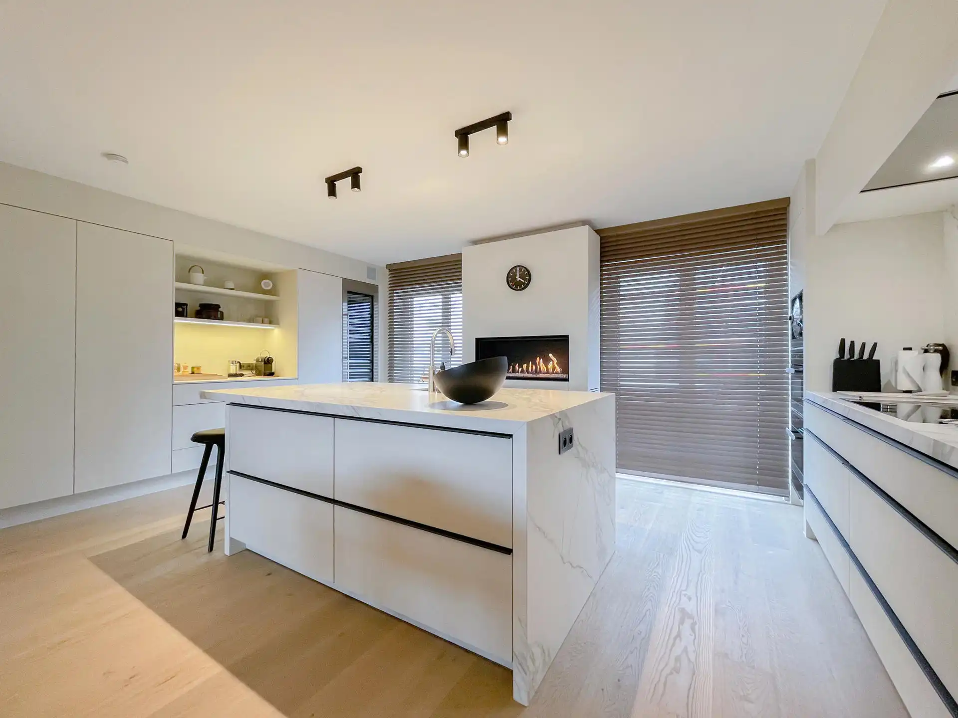 Subliem duplexappartement met panoramisch zicht -- Minigolf foto 17
