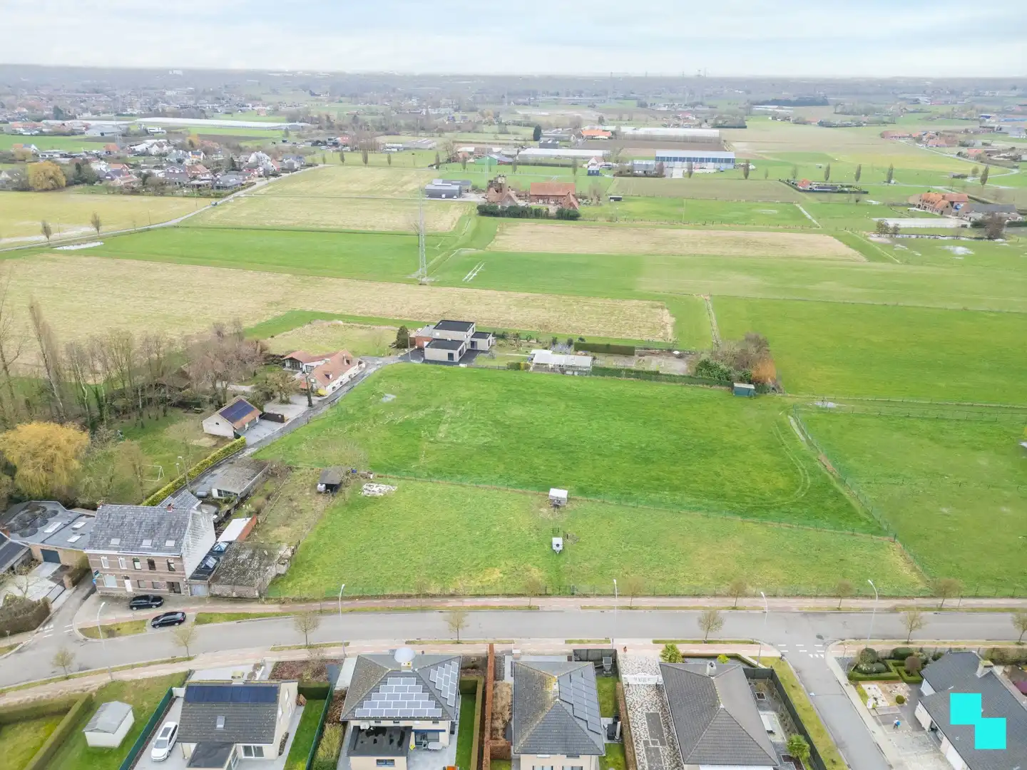 Landelijk gelegen bouwgrond van maar liefst 2.535m² te Izegem (Bosmolens) foto 2