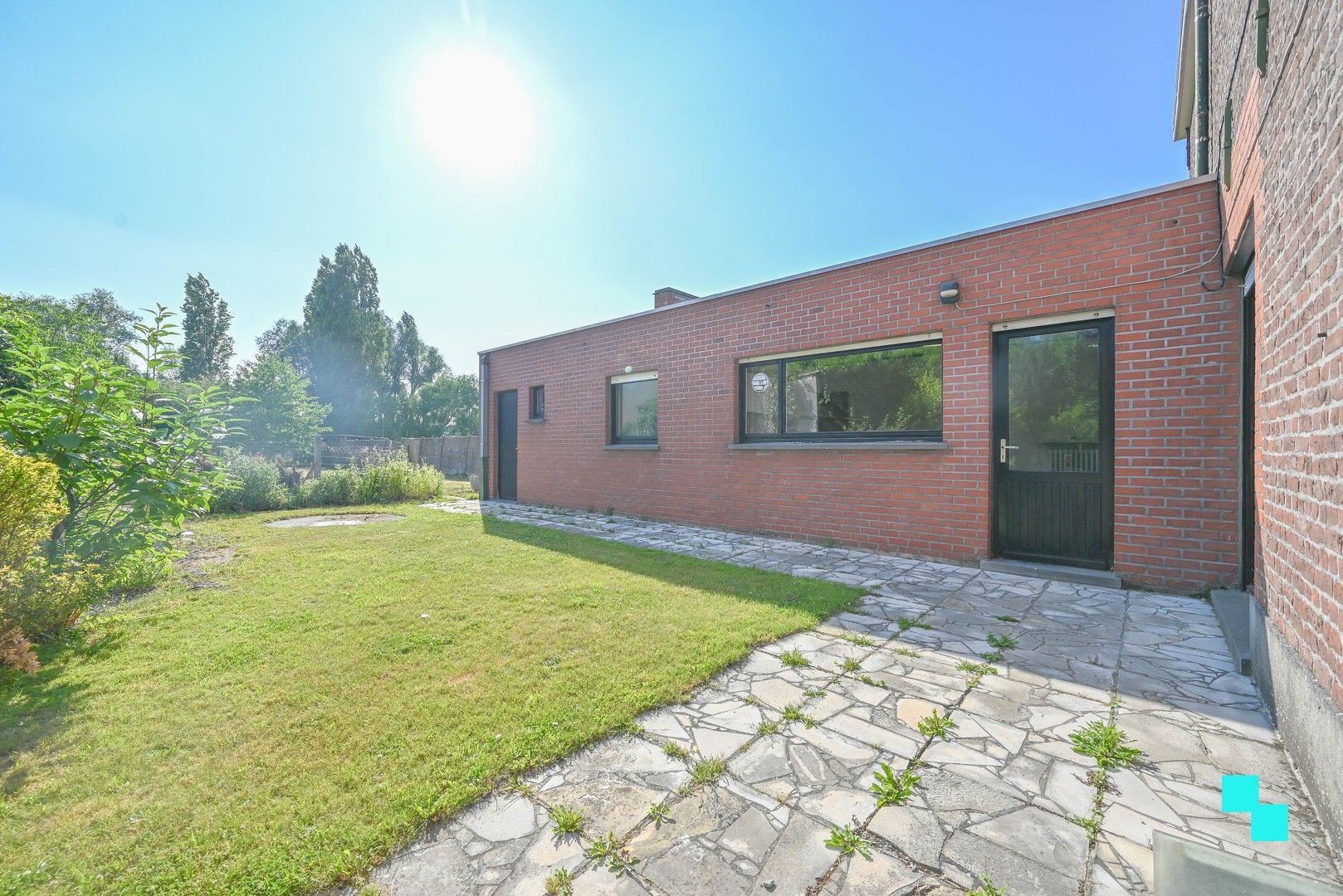 Woning met bijhorende schuur/loods op ruim perceel in Desselgem foto 14