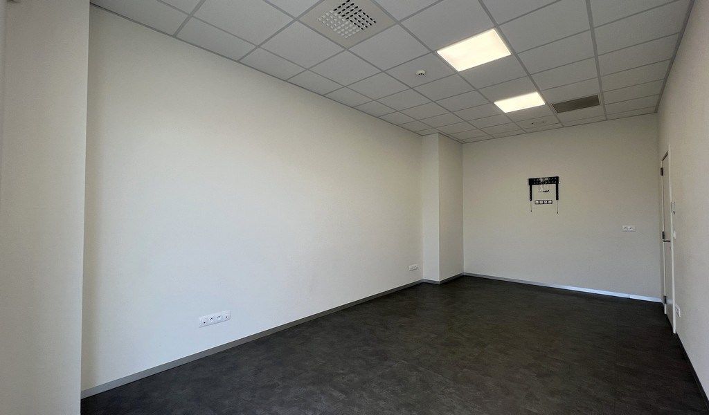 Magazijn met kantoren te huur in KMO-project Heidester te Sint-Niklaas foto 19