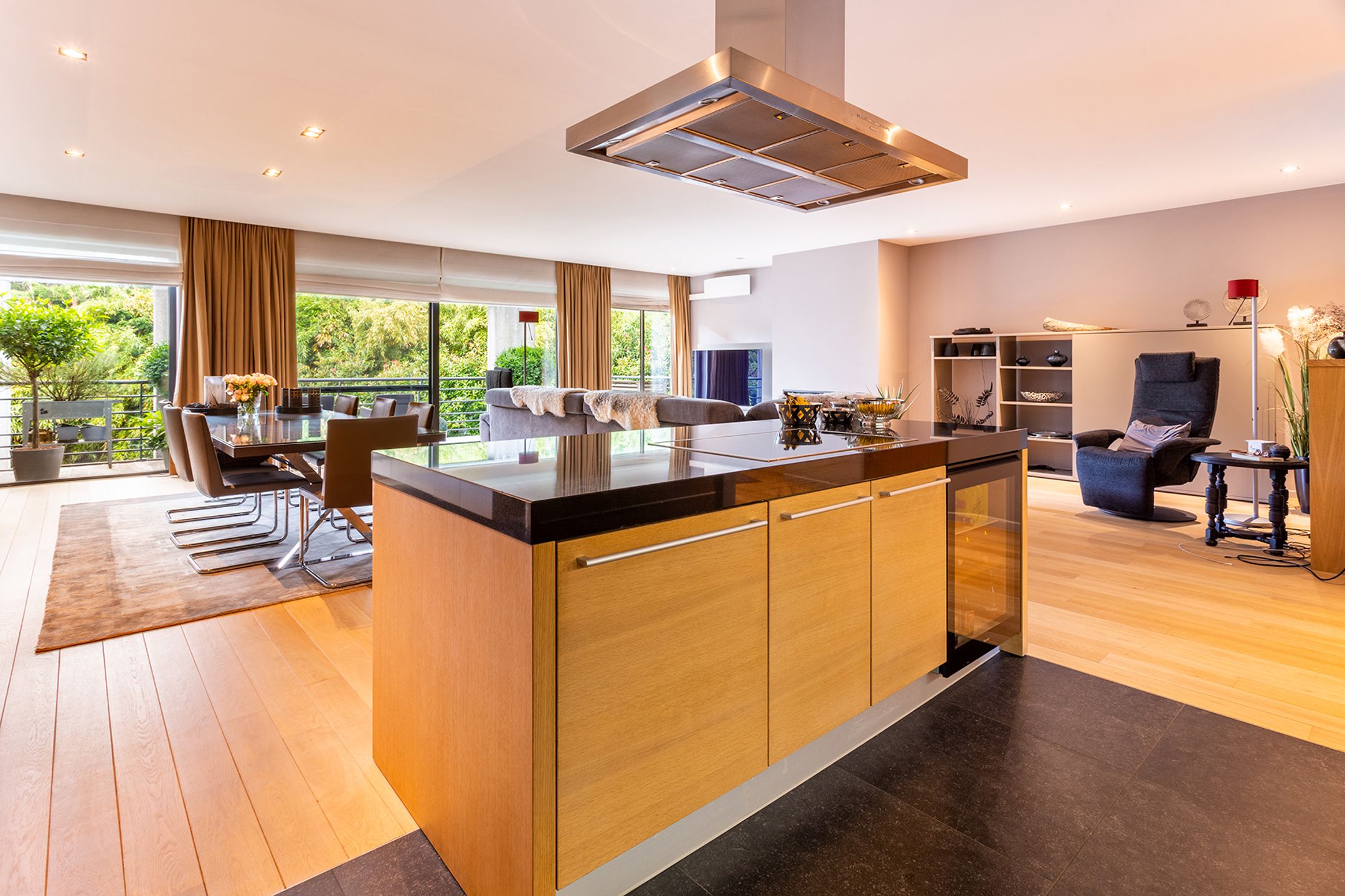 Modern en luxueus appartement met 2 slpks (180m²) foto 3