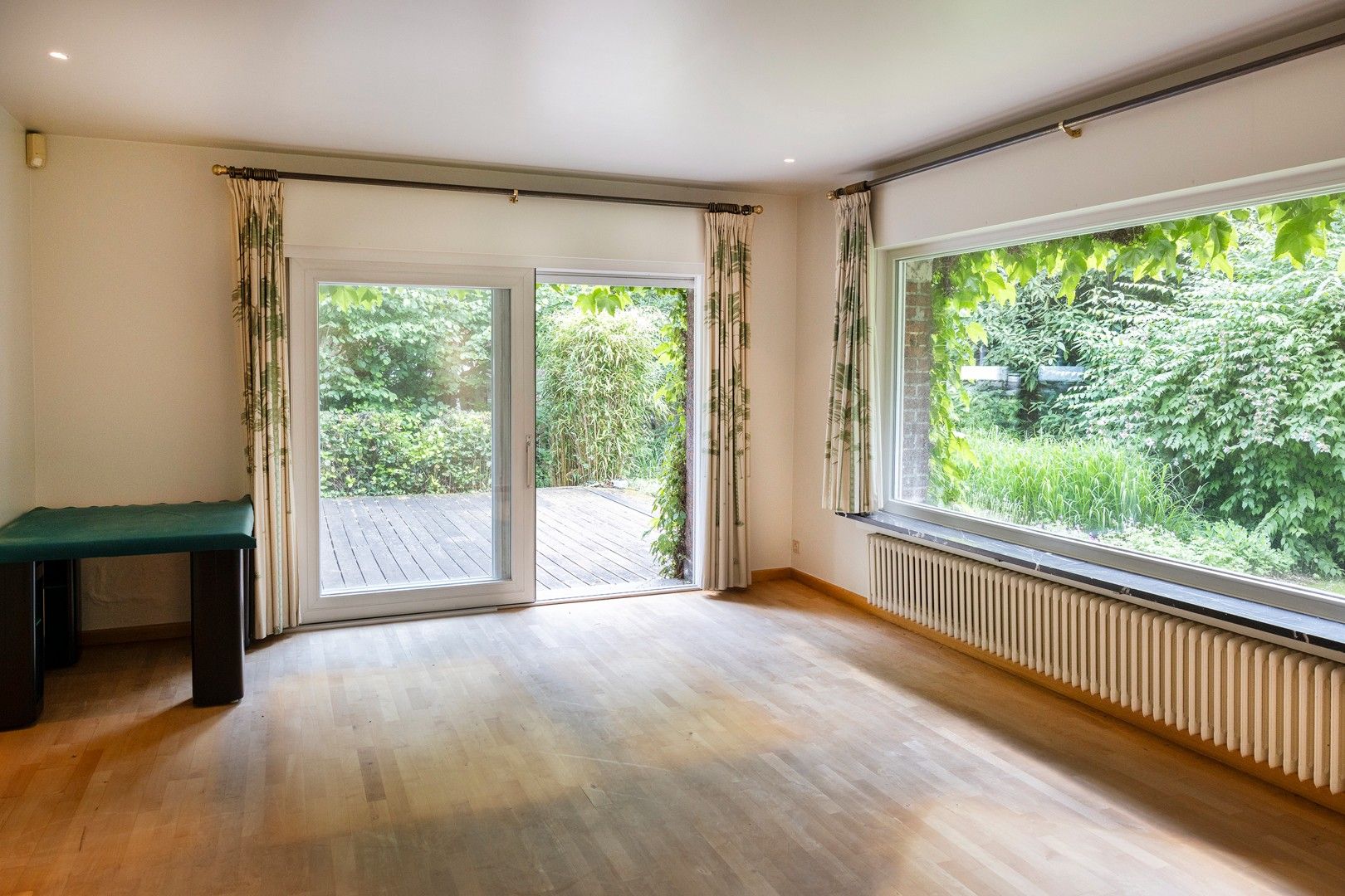 Statige villa met 5 slaapkamers en mooie, volwassen tuin. foto 6