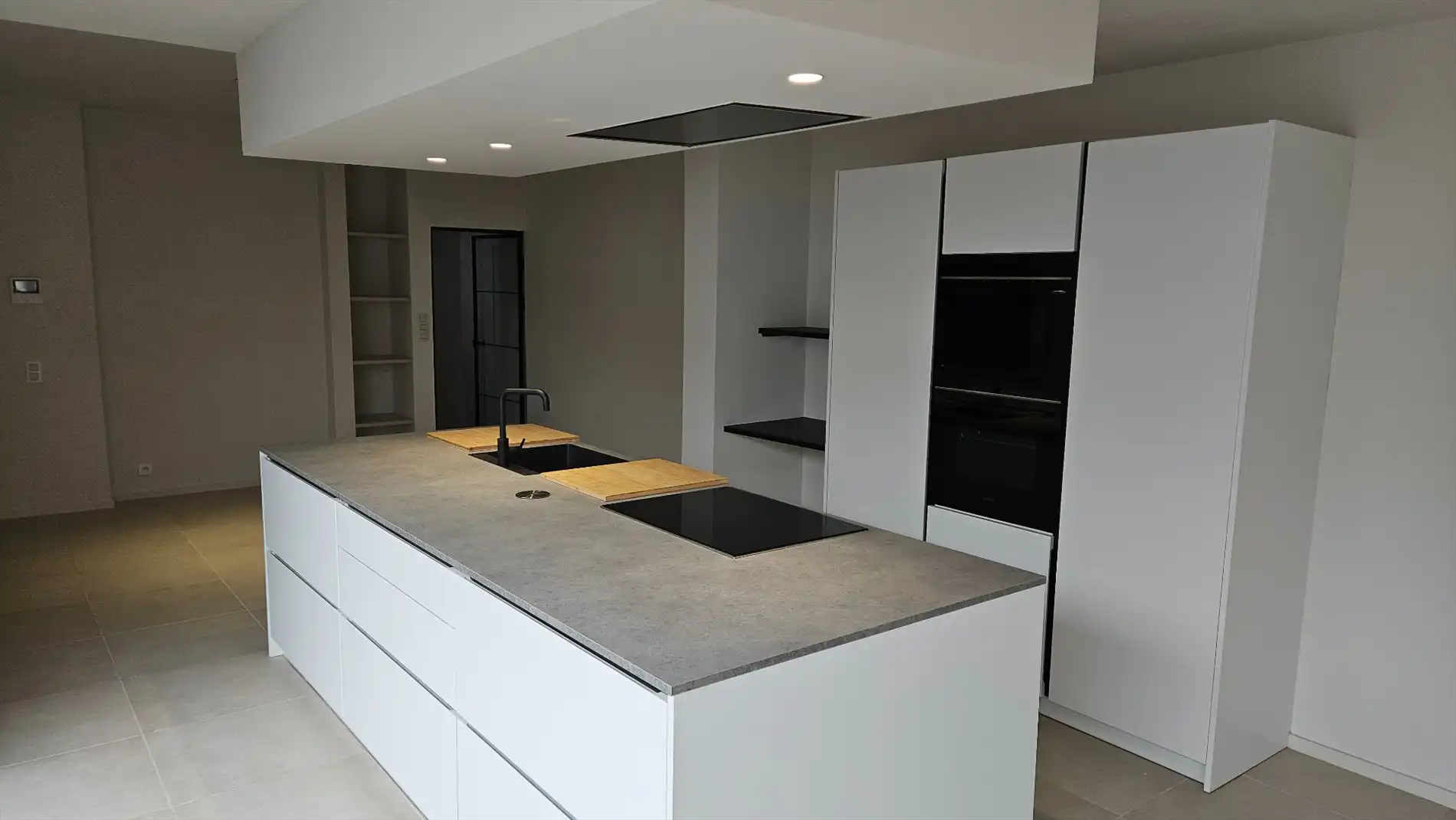 Gerenoveerde woning met 3 slk en terras foto 5