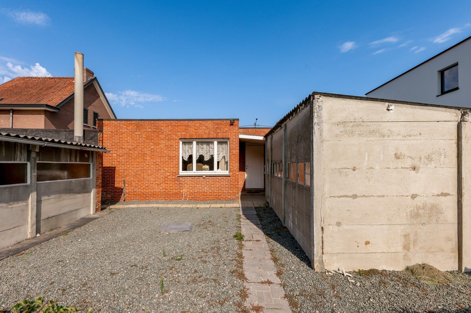 Te renoveren laagbouwwoning op ruim perceel van 1.125 m² – een buitenkans voor wie wil verbouwen! foto 22