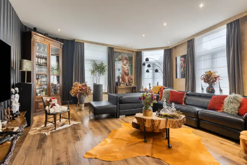 Karaktervol handelspand met luxueuze duplex op toplocatie aan De Sterre in Gent foto 11