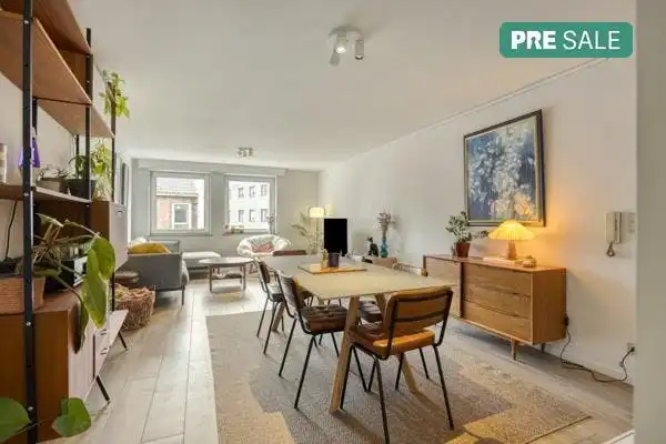 Gerenoveerd twee slaapkamer appartement in centrum Hasselt foto 2