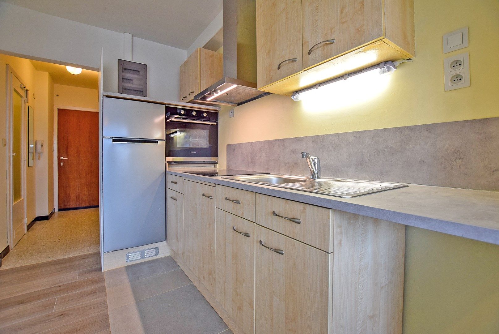 Goed gelegen studio / 1-slaapkamerappartement te Koksijde-Bad, nabij het strand en de Schipgatduinen.  foto 4
