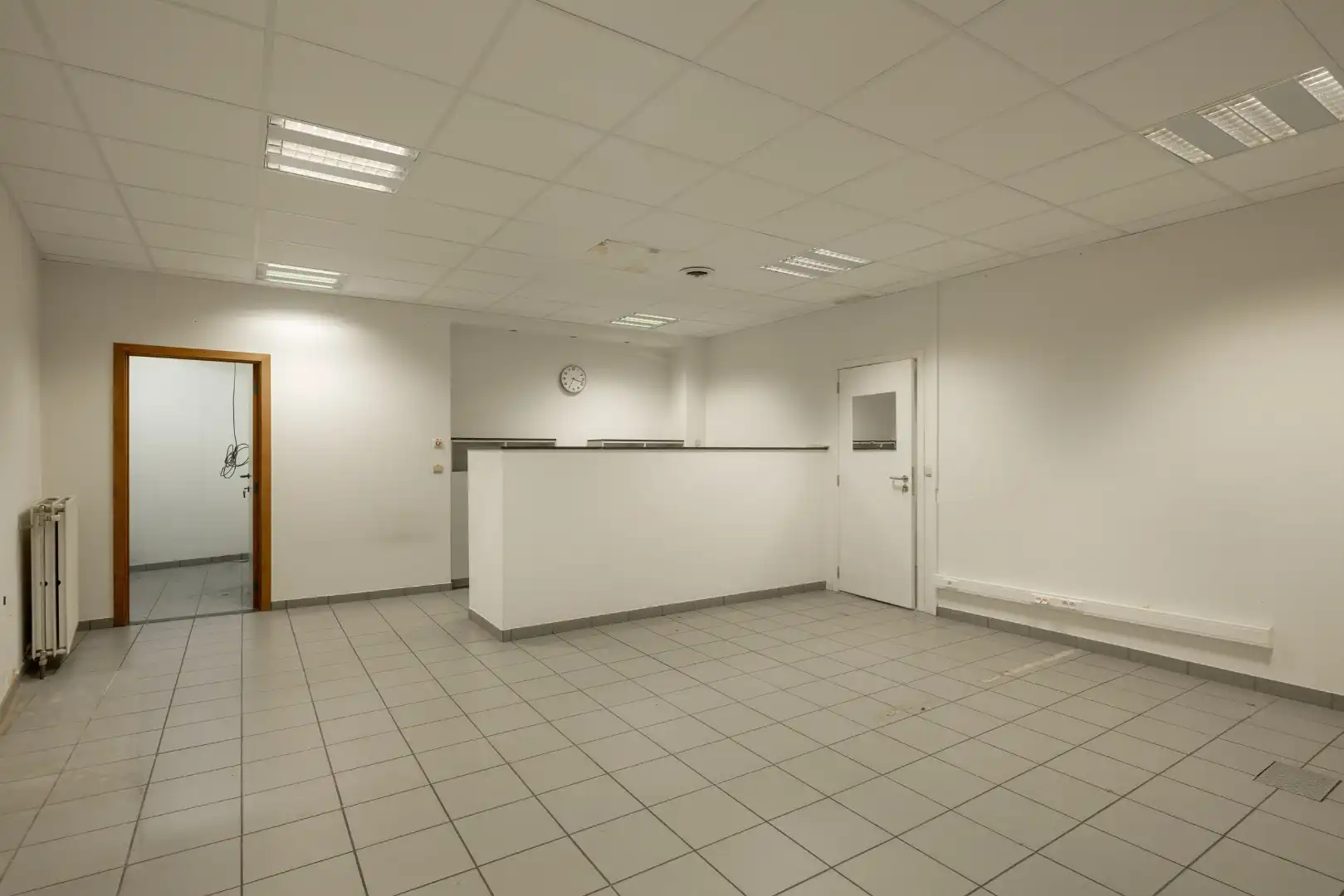 Handelspand in de gekende Kerkstraat in Neerpelt-Centrum te koop! foto 11