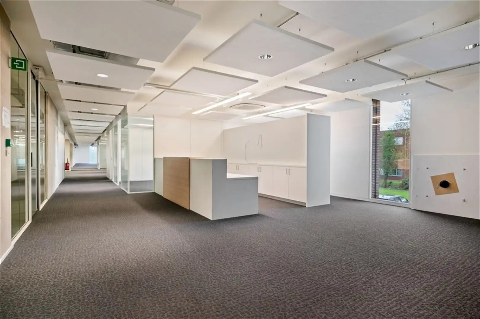Kantoorgebouw foto 4