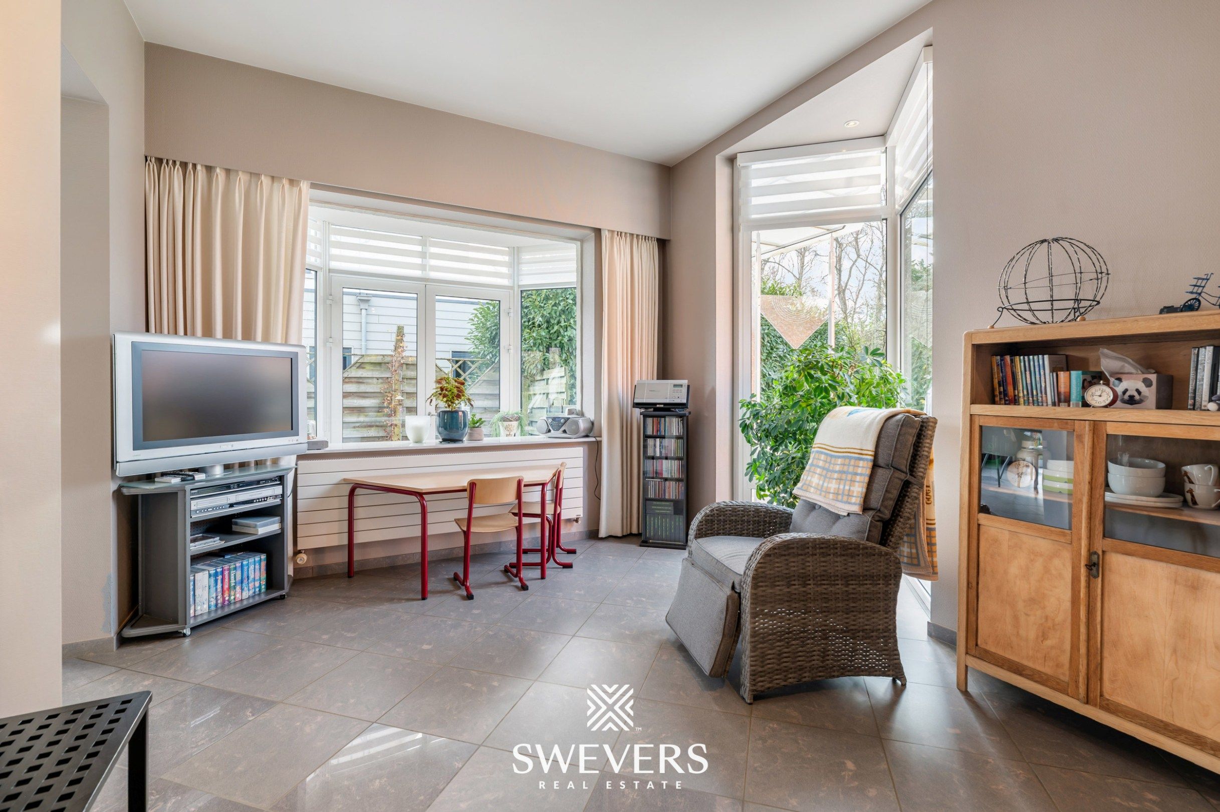 Instapklare gezinswoning op 11are 30ca in centrum Beringen foto 5