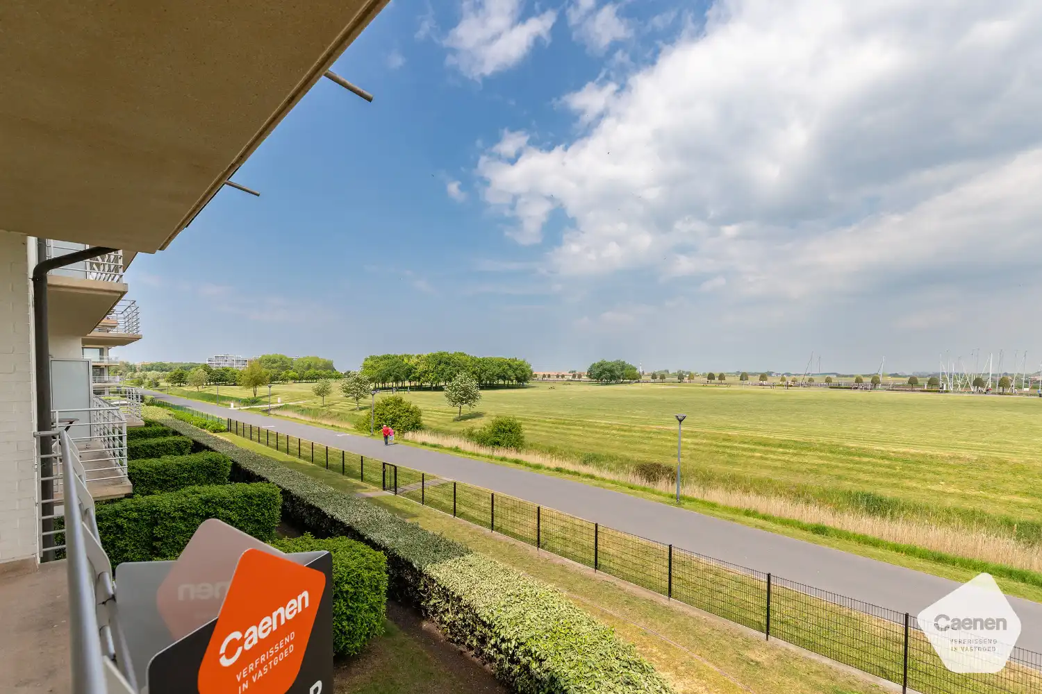 Ruim hoekappartement met 3 slaapkamers en fantastisch zicht op jachthaven foto 12