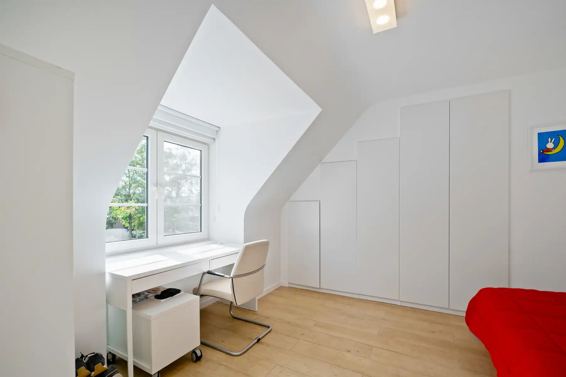 Volledig vernieuwde energiezuinige villa met buitenzwembad foto 21