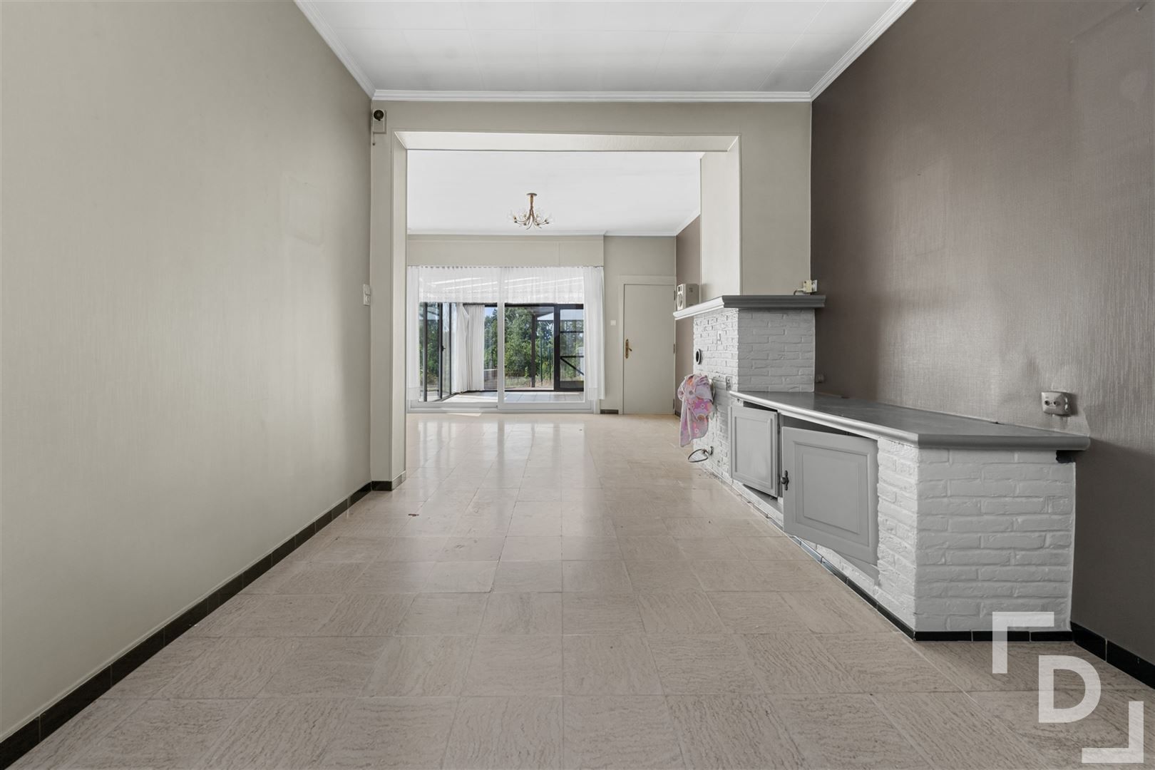 Ruime te renoveren woning te koop in Geluveld. foto 7