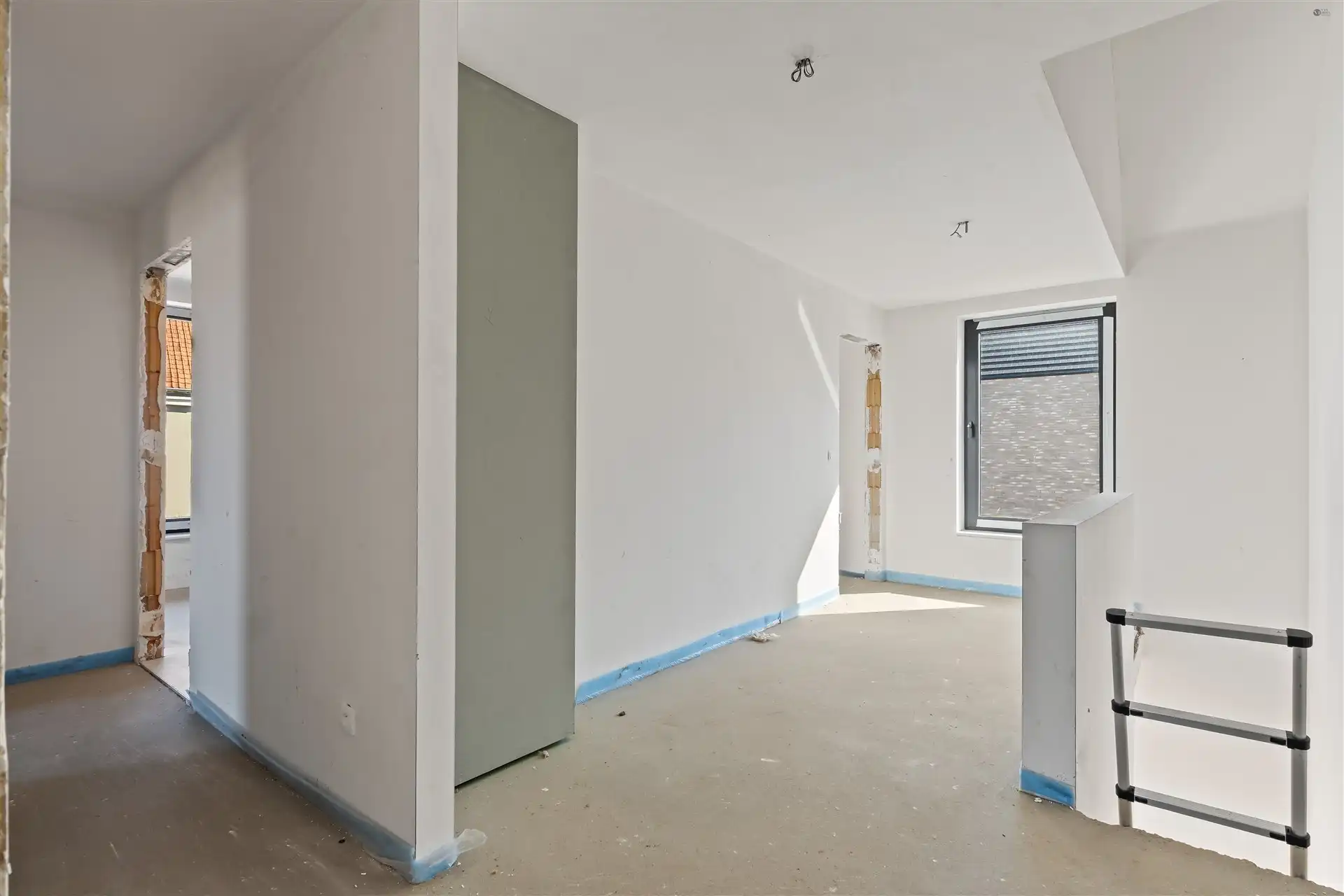 Rustig gelegen HOB met mogelijkheid tot 5 slaapkamers foto 6