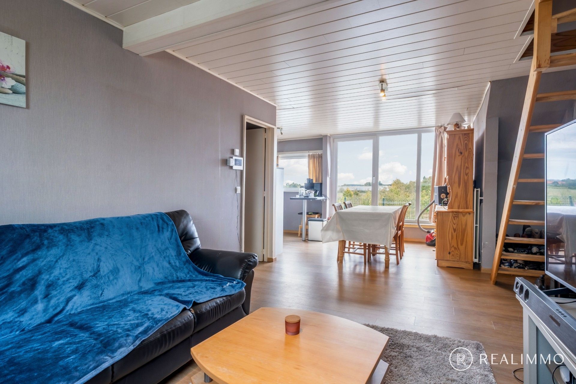 Instapklaar verhuurd appartement met 2 slaapkamers en autostaanplaats foto 4