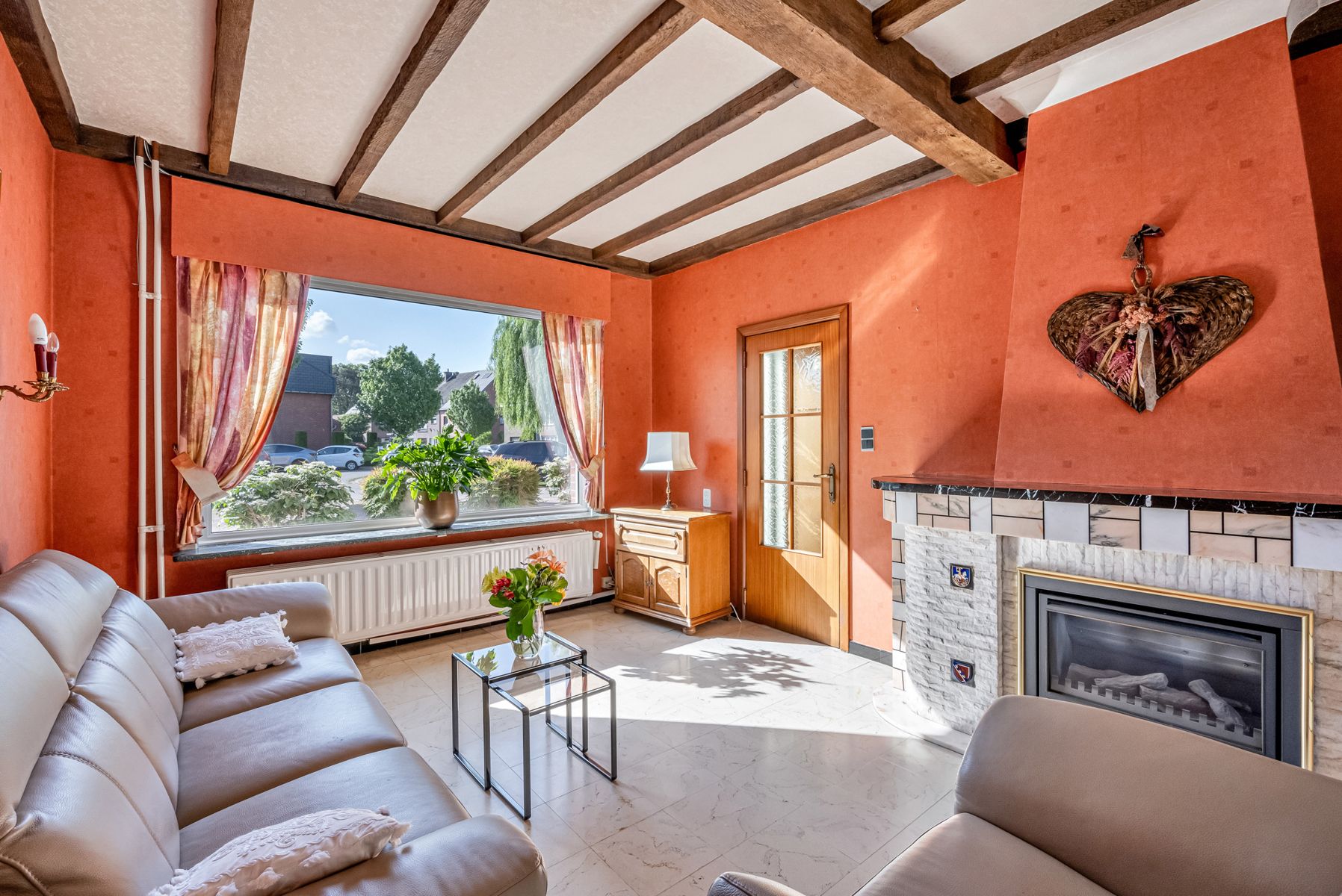 FLORA: instapklare woning met 3 kamers, garage en tuintje foto 4
