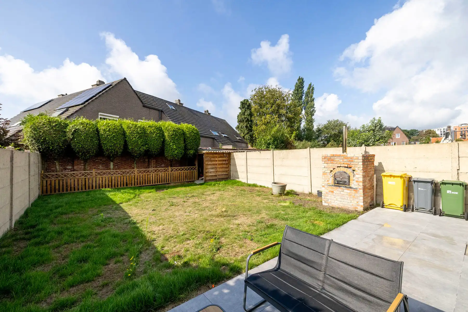 Gerenoveerde gezinswoning met garage op centrale locatie foto 20
