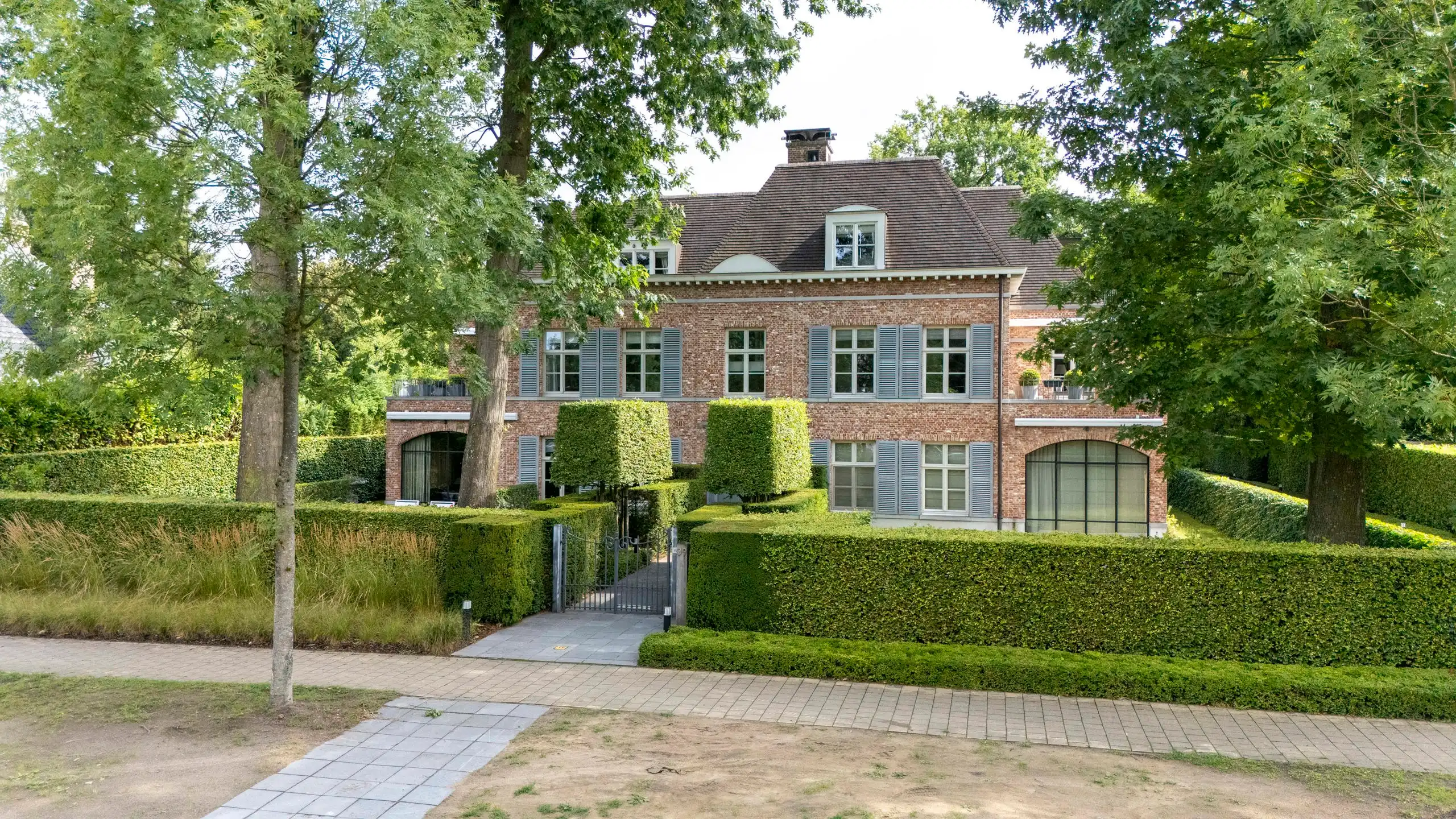 Penthouse op centrale locatie en terras met veel privacy foto 35