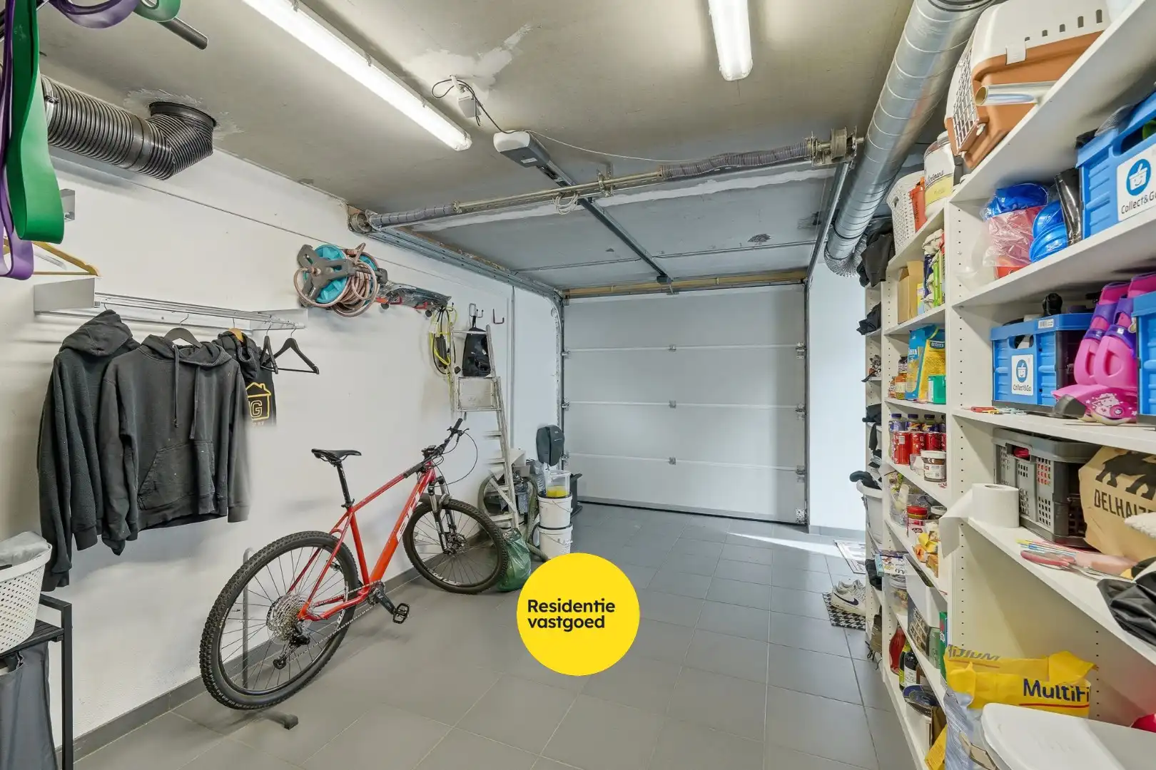 Ruime lichtrijke nieuwbouwvilla in centrum Oudenburg foto 28