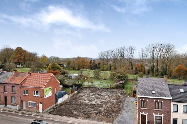 PROJECTGROND TE KOOP – Vergund voor 3 appartementen en 2 studio’s foto 4