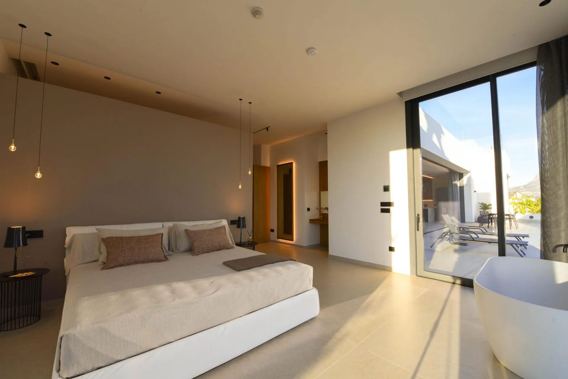 Luxe villa met geweldig zicht en op wandelafstand van de zee: jouw paradijs aan de Costa Blanca foto 11