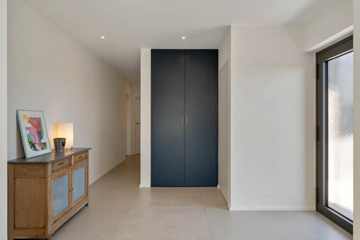 Mooi gerenoveerde woning met ruime kelder op een perceel van maar liefst 14a99ca, gunstig gelegen te Wezemaal. foto 4