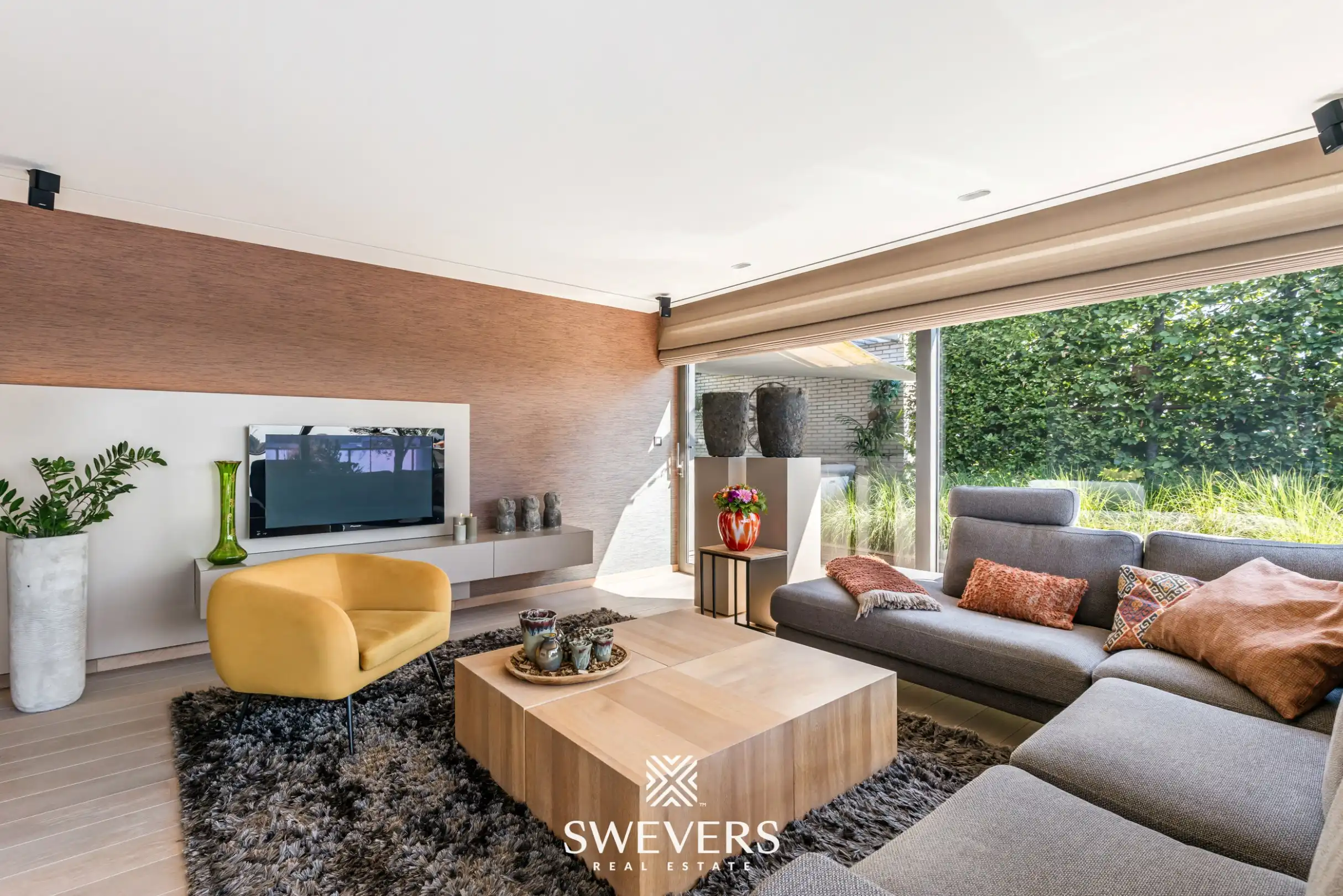 Exclusief penthouse met veel lichtinval en ruim panoramisch terras met prachtig ver uitzicht in centrum Genk foto 24