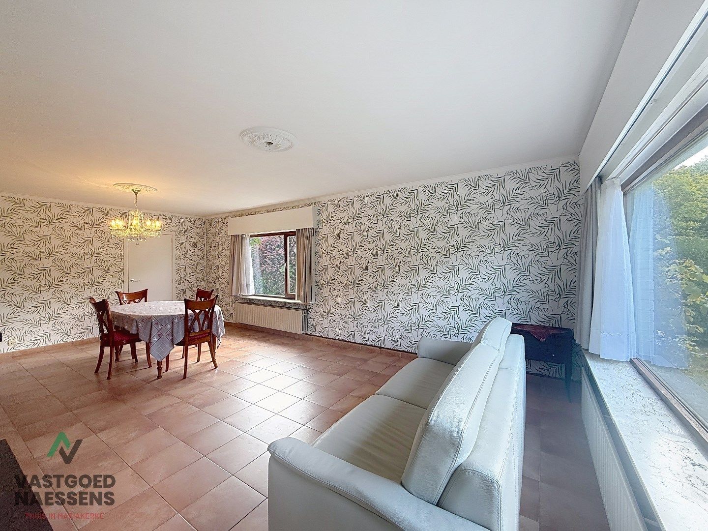 TE RENOVEREN BUNGALOW IN GEGEERDE WOONWIJK foto 7