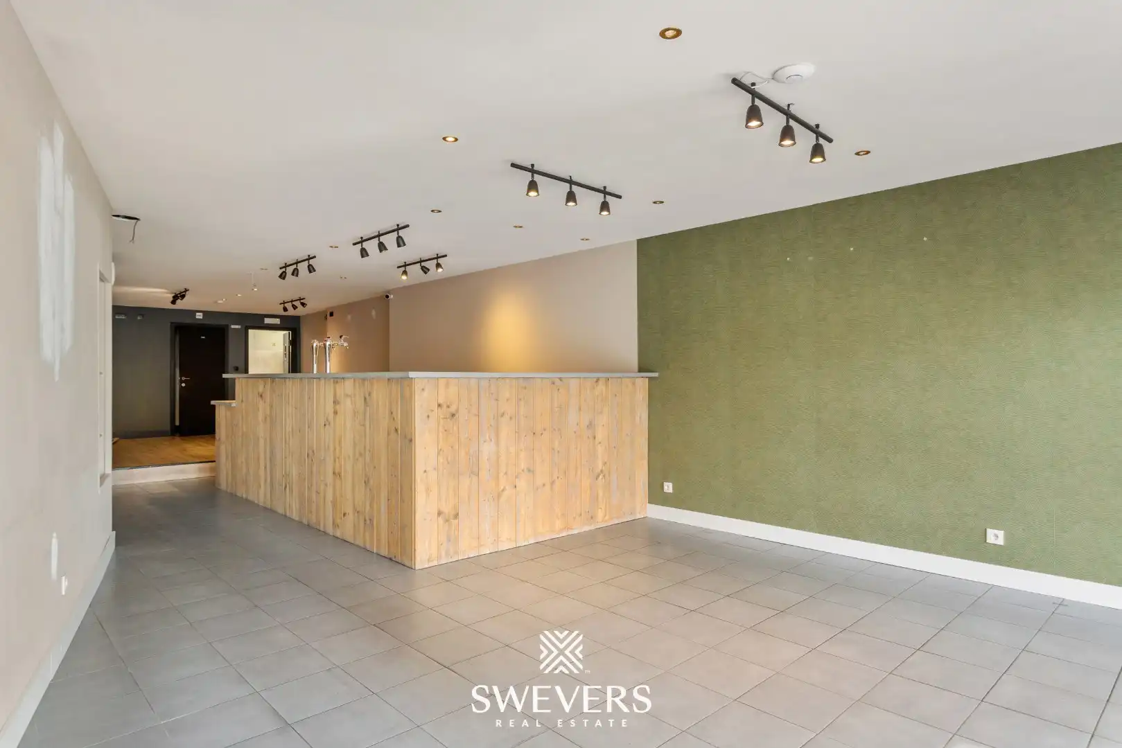 Unieke woon- en handelscombinatie te Lummen centrum foto 4