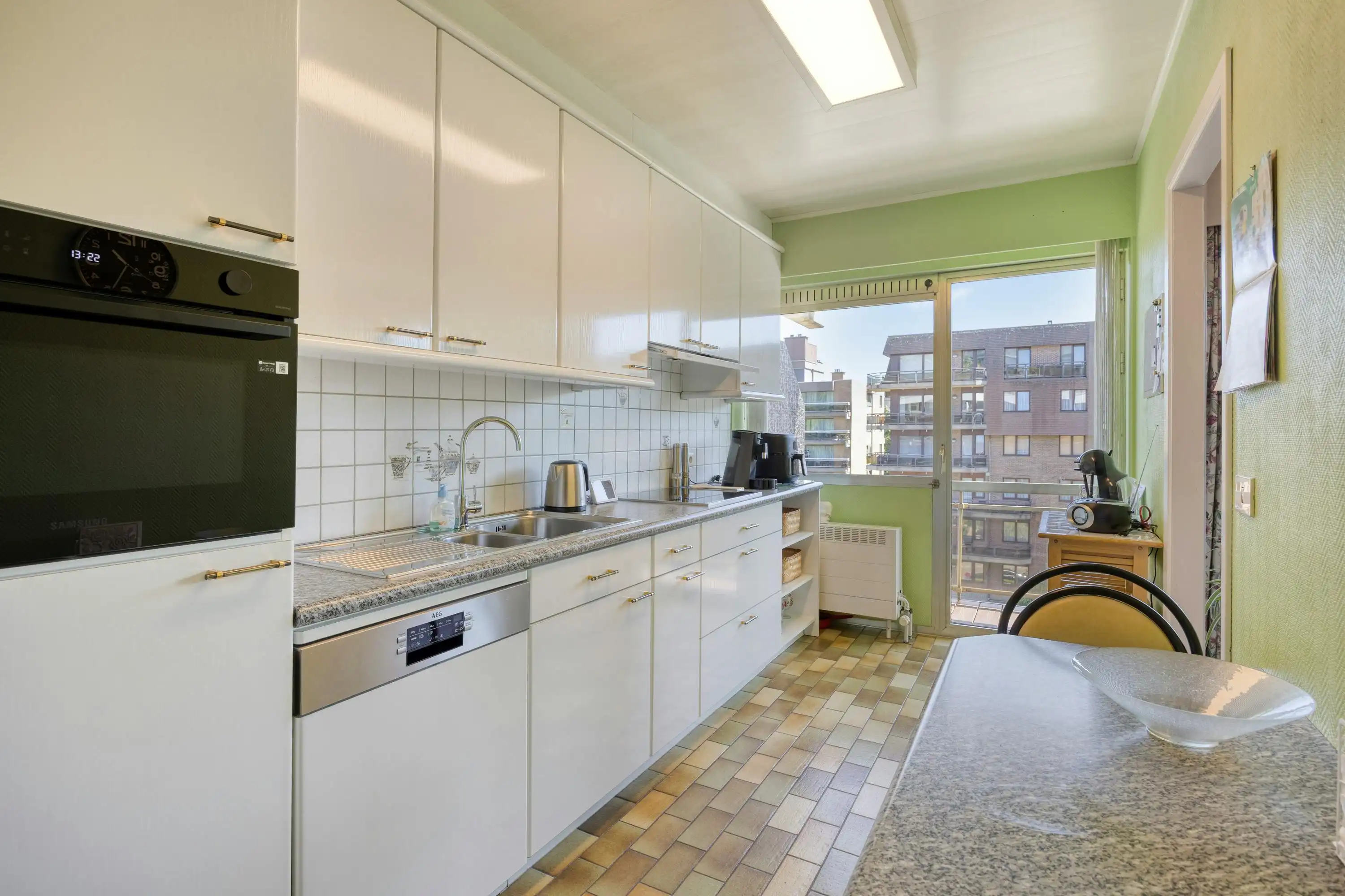 Ruim appartement met 2 slaapkamers te koop in Strombeek foto 8