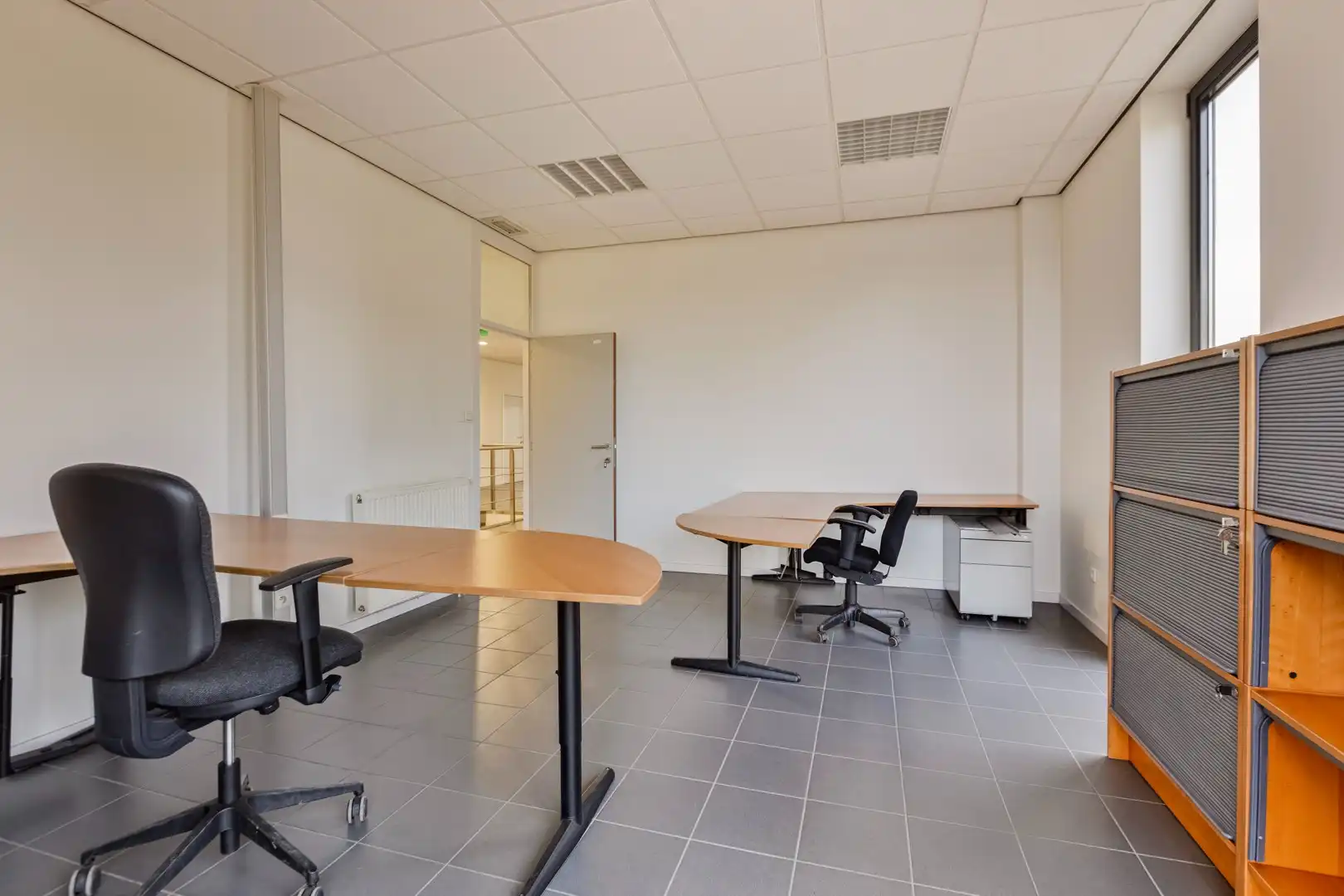 Kantoorruimtes te huur in Dilsen-Stokkem foto 20